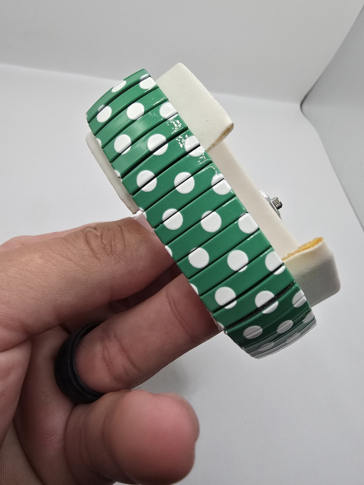 Isaac Mizrahi Live! Women’s Quartz Analog Polka Dot Green Dial Silver Bracelet