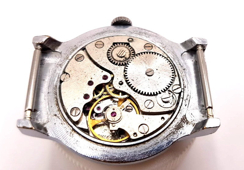 VINTAGE SOVIET RUSSIA USSR WRIST MENS WATCH POBEDA ZIM MECHANICS WORKING RARE