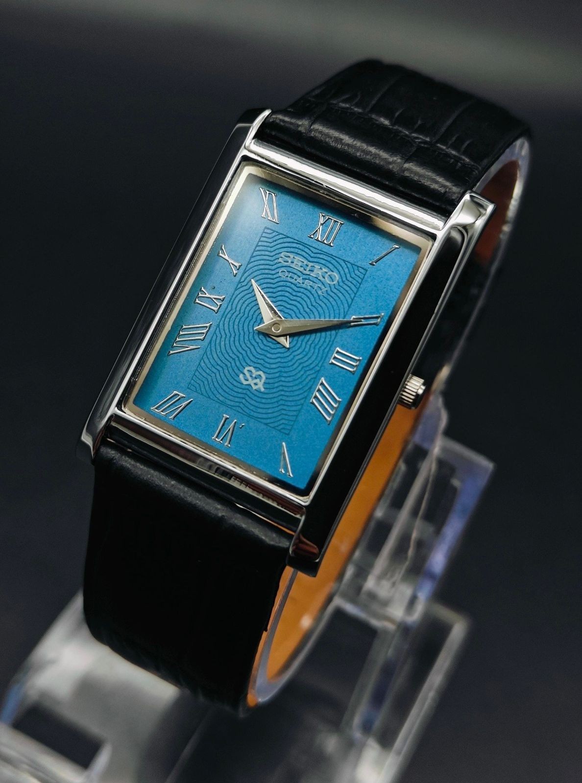 Rare Vintage Seiko Slim Quartz Men’s Wrist Watch