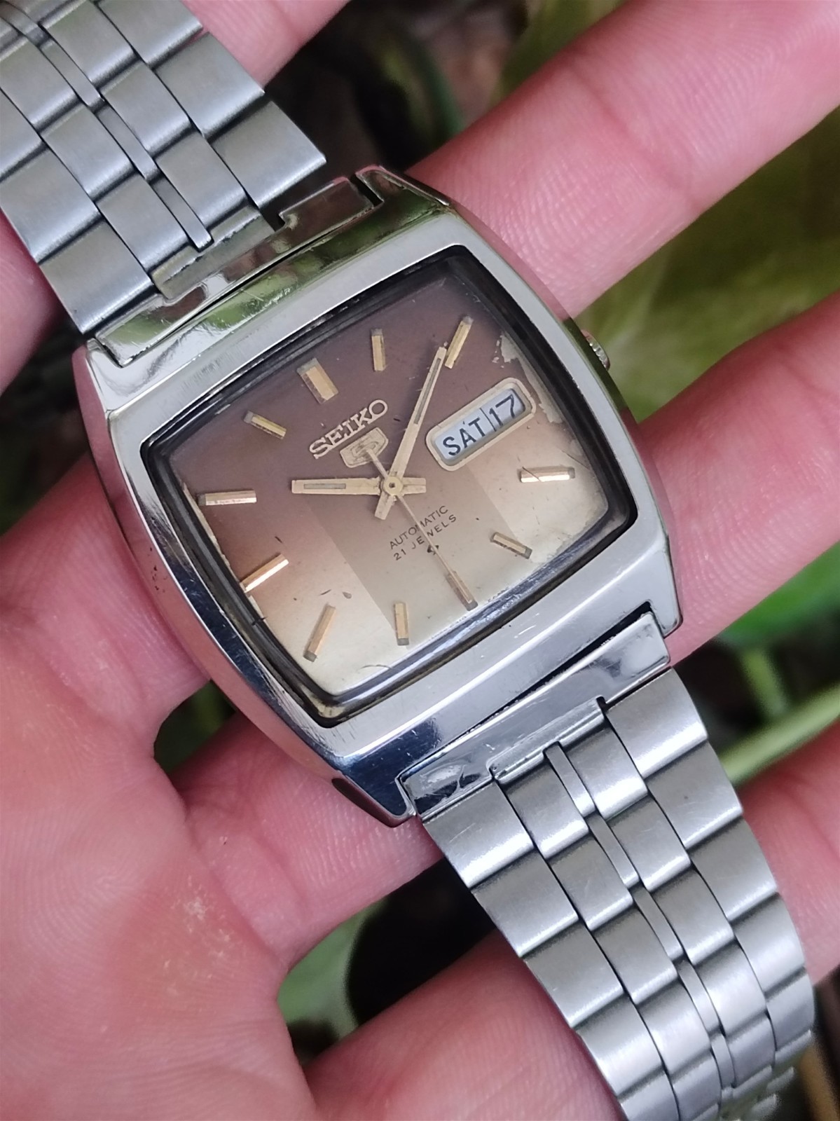 Vintage Seiko 5 Square TV Case —Rare Brown Shaded Dial — 21J Automatic 6319-5021