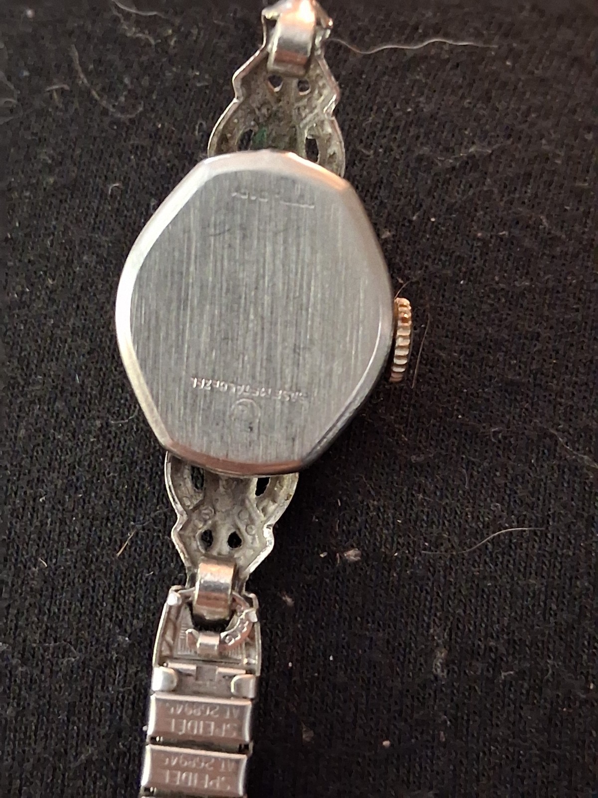 Waltham Women’s Swiss Manual Mechanical 17J Oval White Dial Silver Bracelet