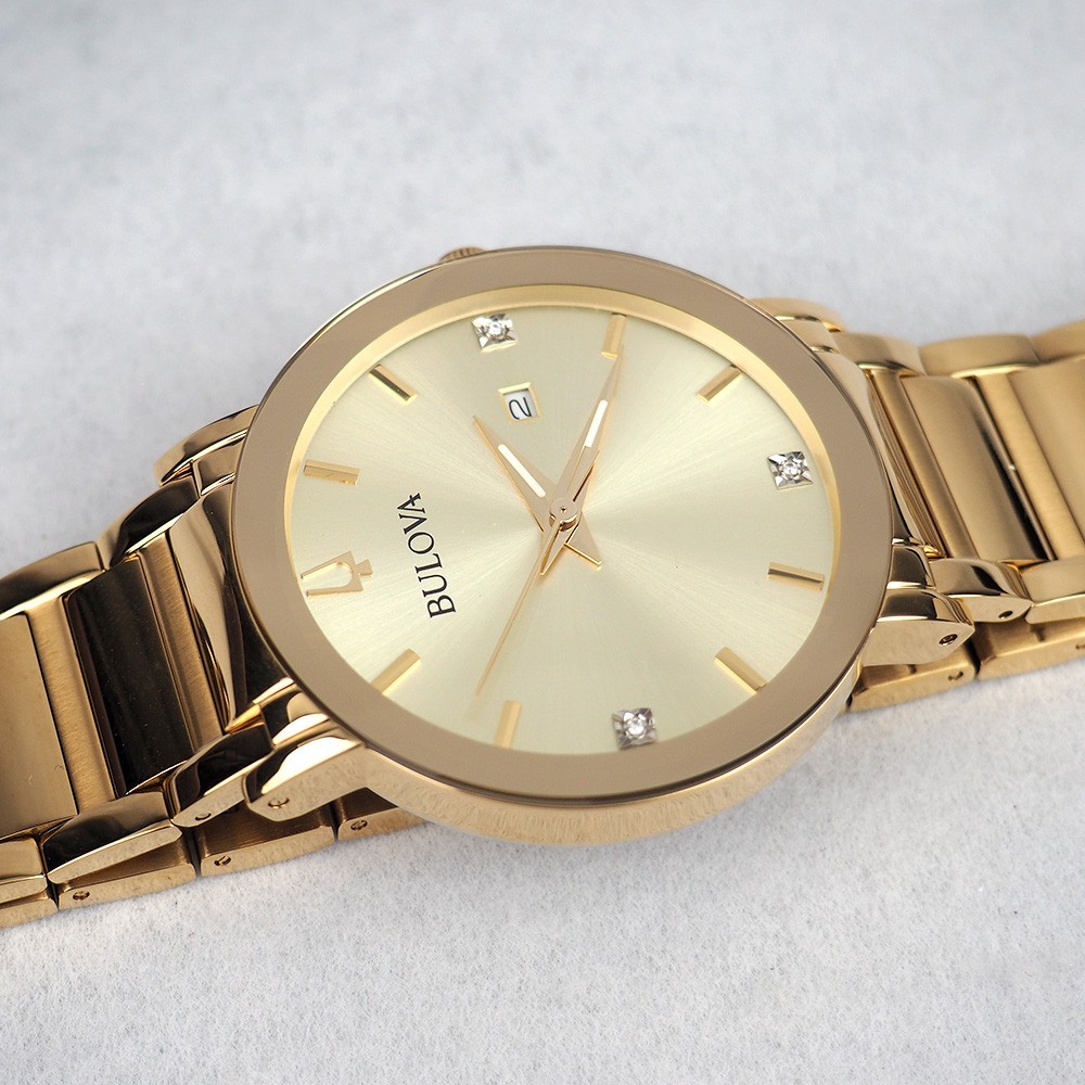 Bulova Futuro 97D115 Champagne Dial Gold-Tone Stainless Steel Men’s Watch 42mm