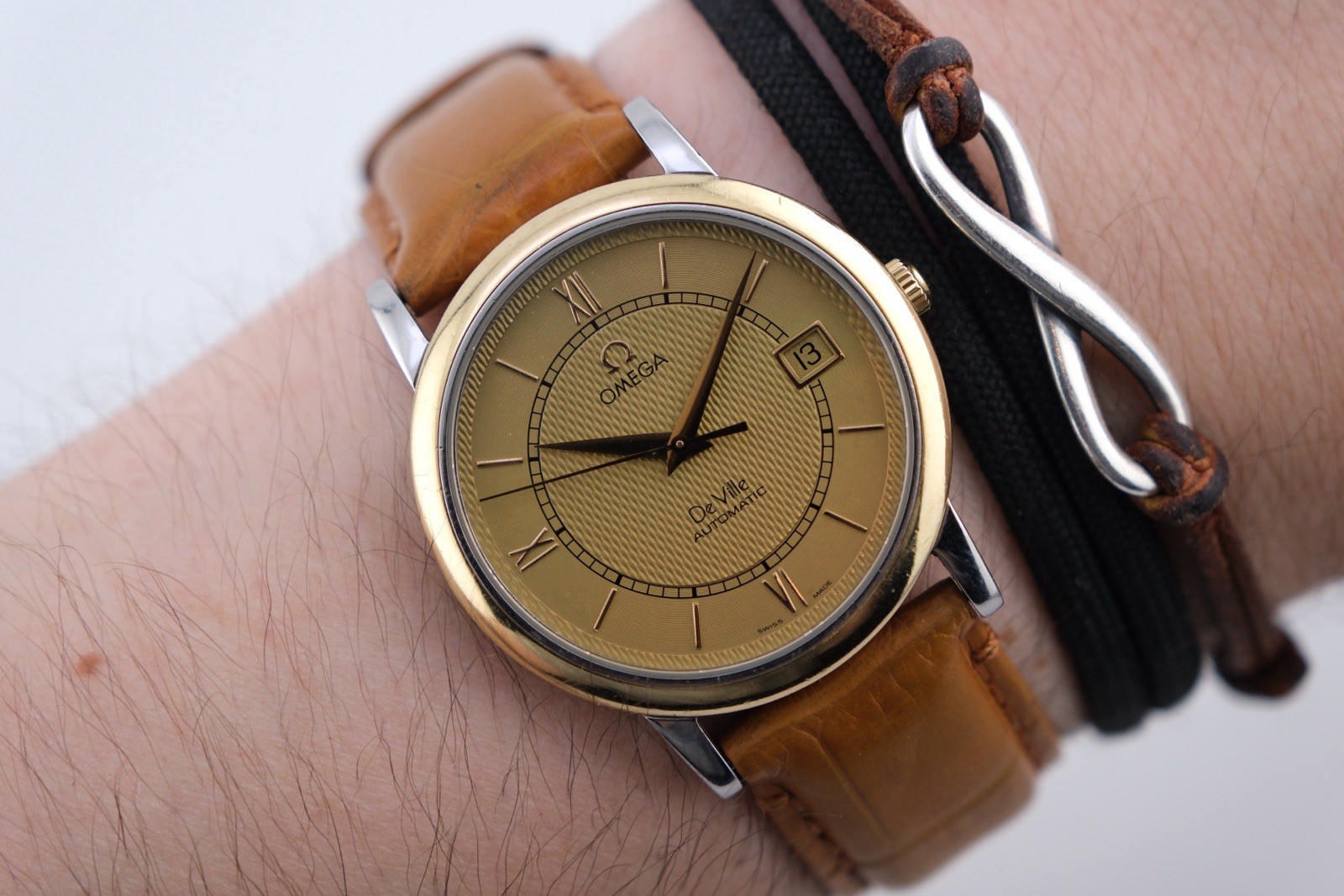 Omega DeVille Prestige 166.1108 Cal.1108 Automatic Mens 35mm Gold Bezel Working