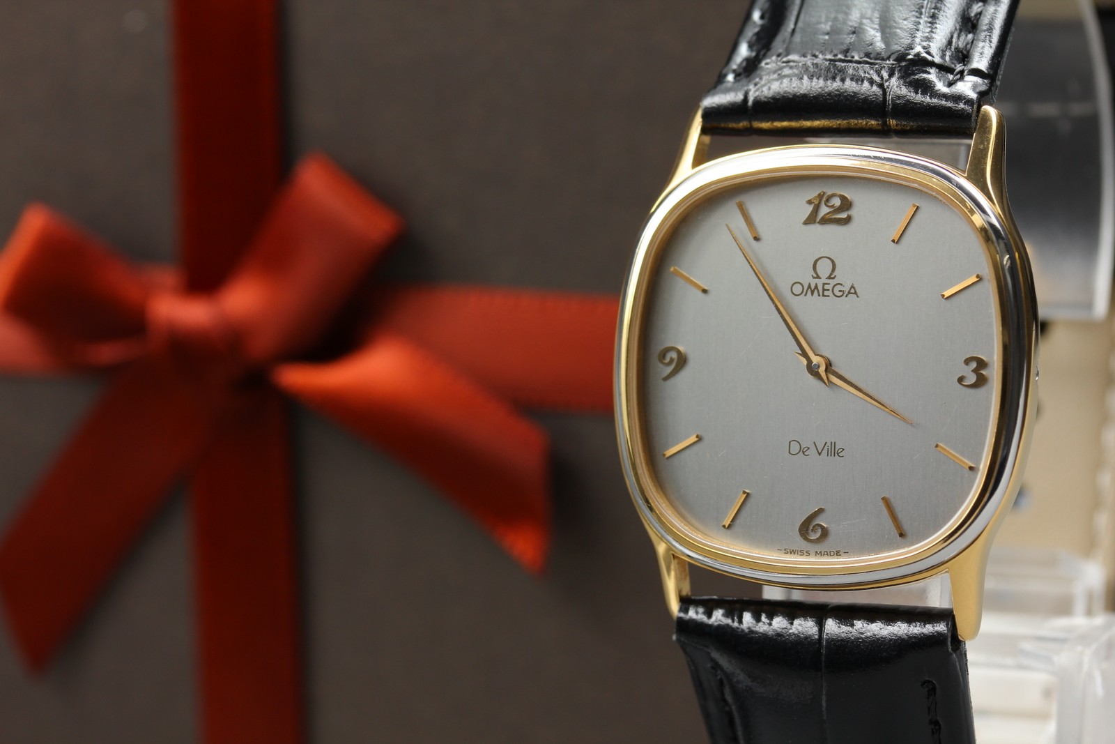 [Near MINT] 1982 OMEGA De Ville 31mm Gold Cal.1365 Arabic Quartz Men’s 191.0169