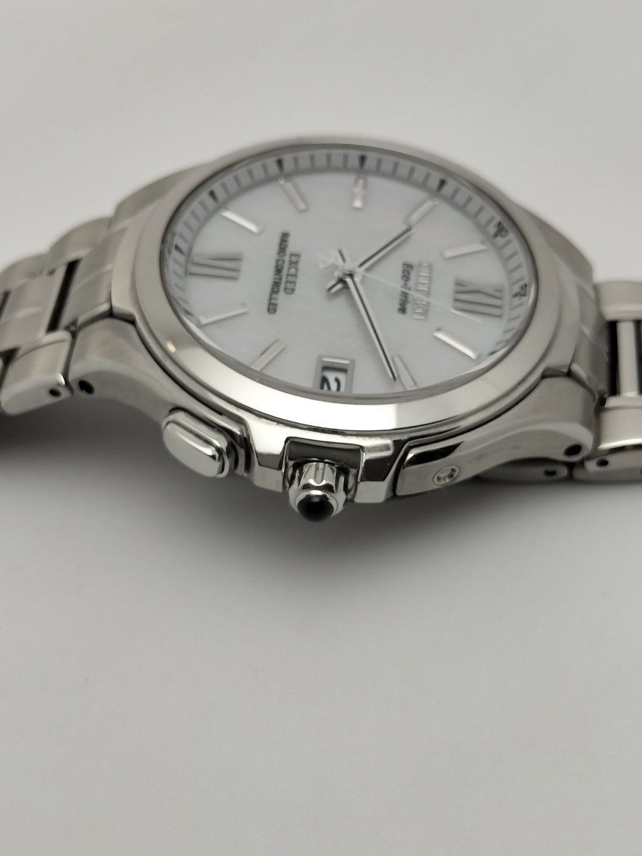 Brand New Citizen Line Exceed White Mother of Pearl Dial Radio Solar H410
