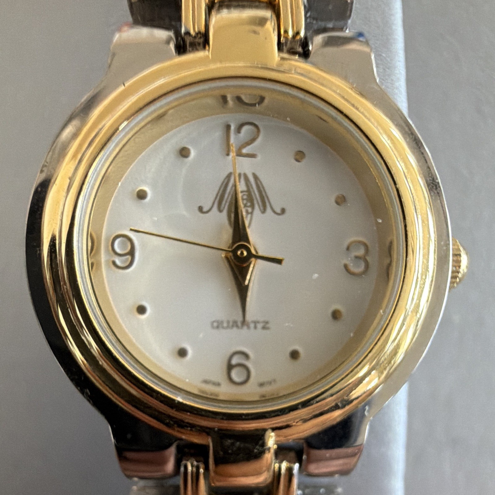 Women’s Quartz Analog Dress Watch Two-Tone Gold/Silver Bracelet White Dial