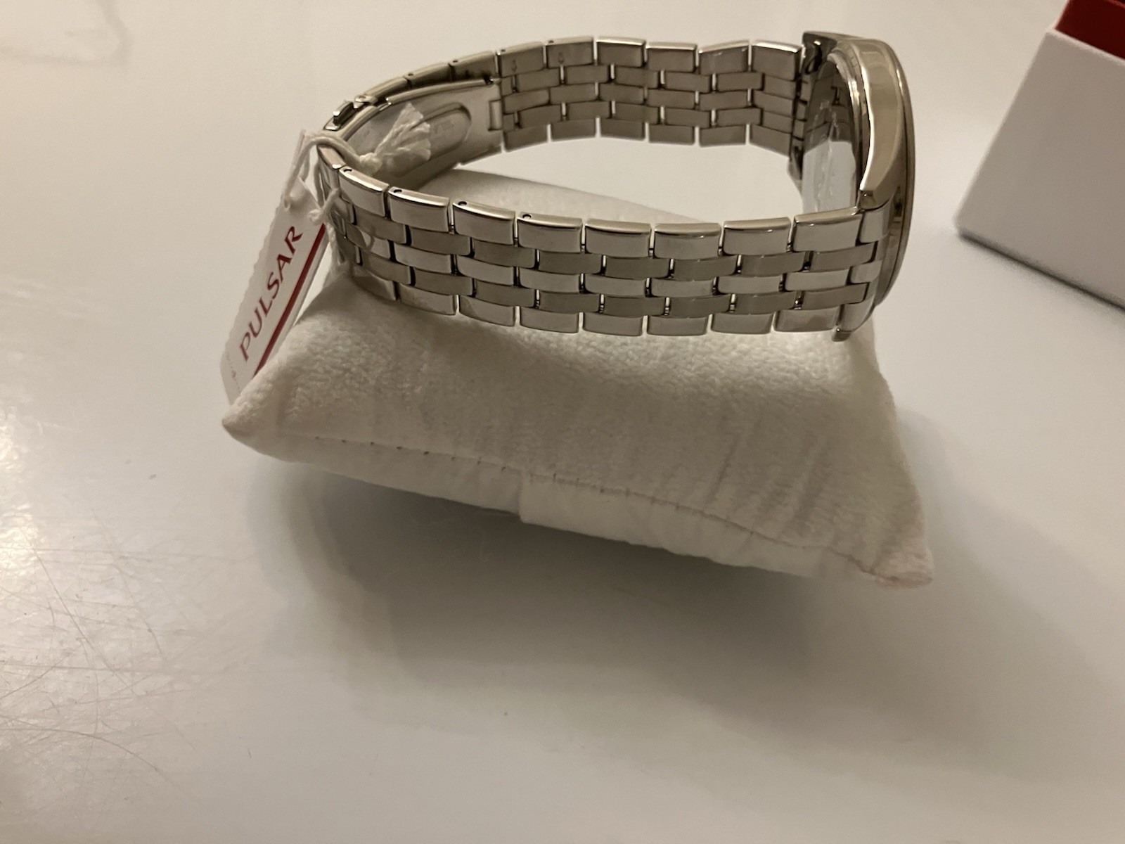 Pulsar,Seiko VJ43 Quartz, Men’s Stainless Steel, Silver-Tone, Day/Date Watch