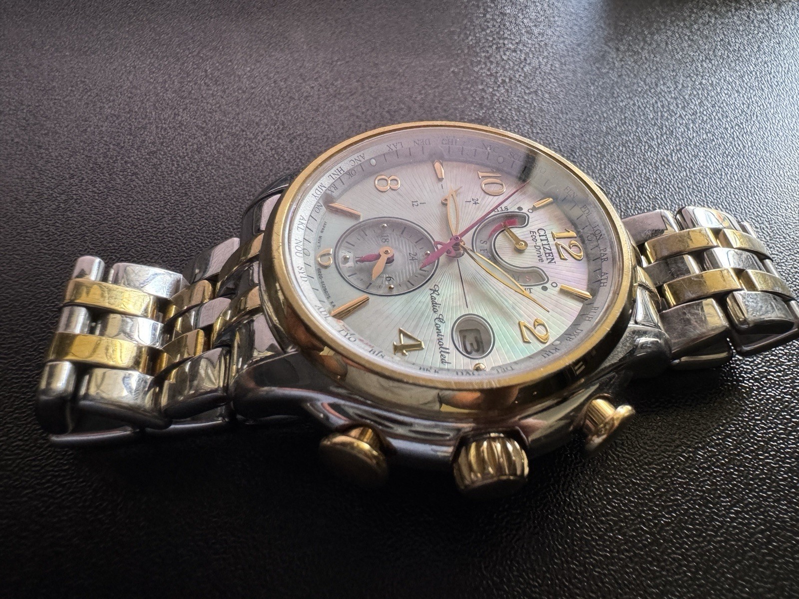 Citizen Eco Drive Radio Controlled Two Toned Dress Watch (needs time setting)