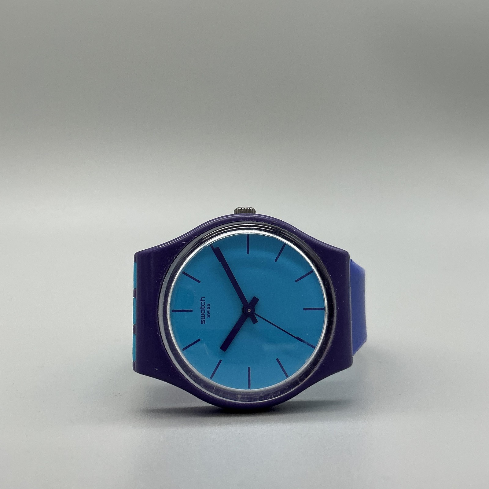 Swatch Mixed Up GV128 Mens Watch 34mm Blue Purple Swiss Made New Battery
