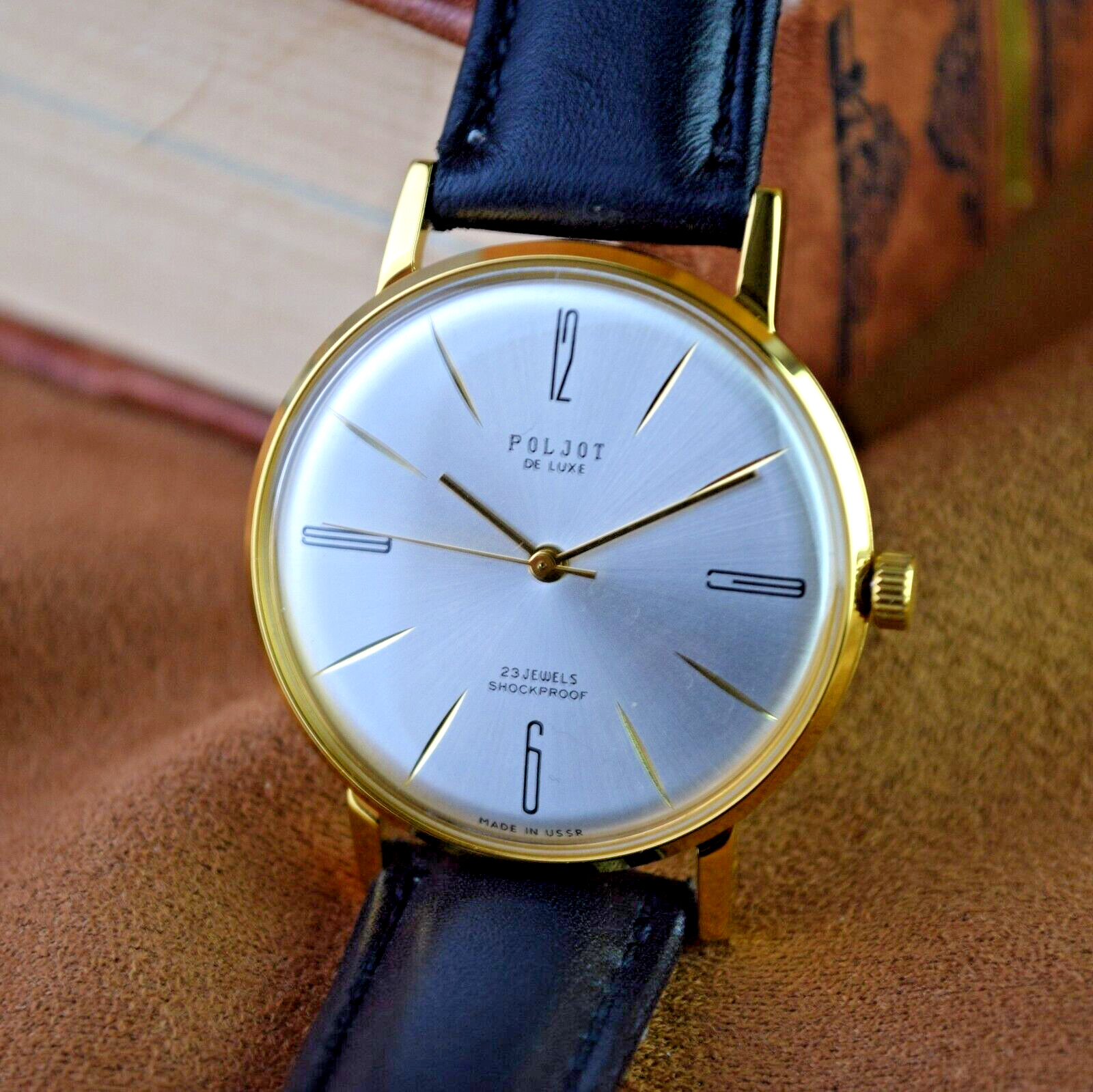 NOS Poljot De LUXE Ultra Slim 23 Jewels 2209 Soviet Mens Wristwatch Vintage USSR