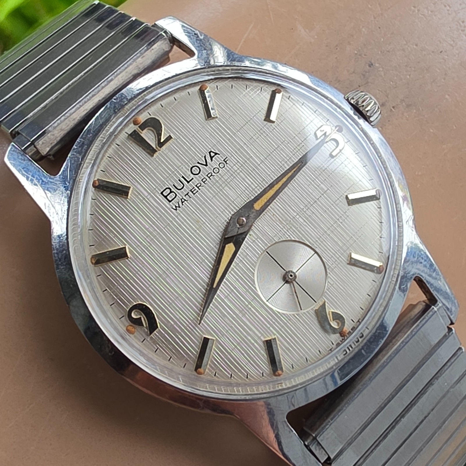 Vintage BULOVA Surf King “GY” men’s manual wind watch Linen dial 1965