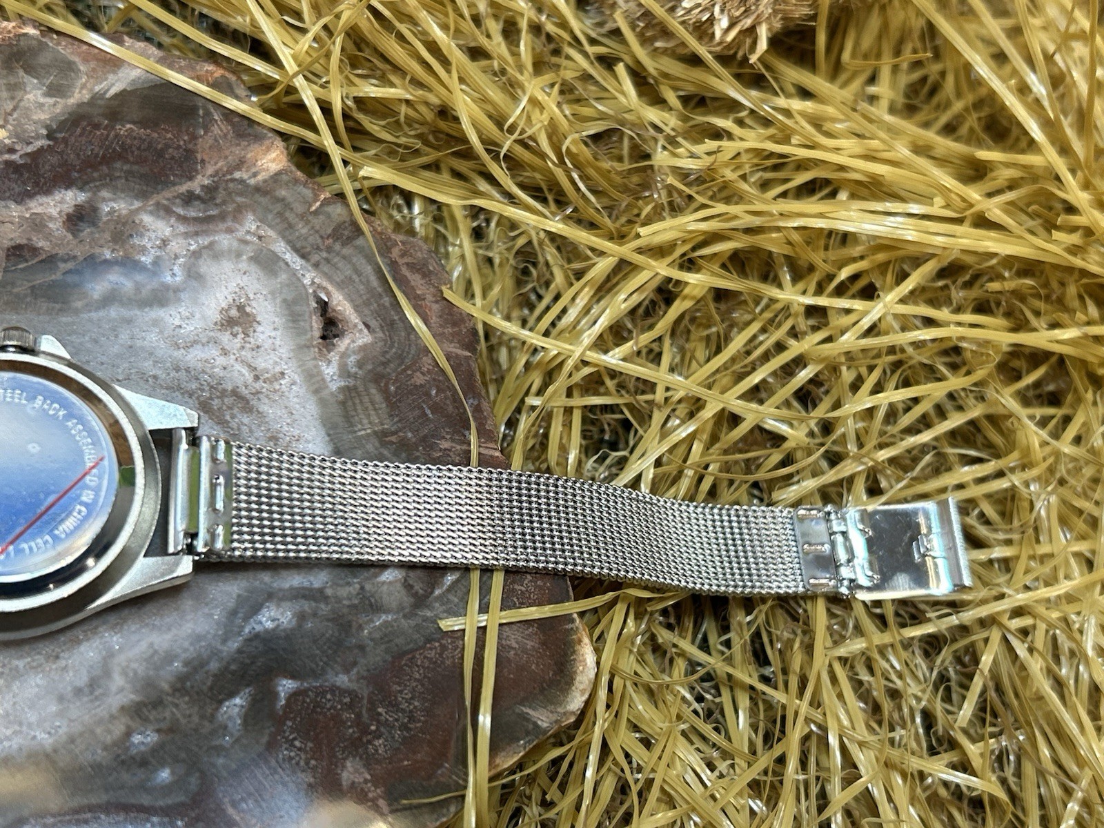 Australia Echidnas Road Sign Ladies Watch Silver Tone Mesh Band Graphic Dial