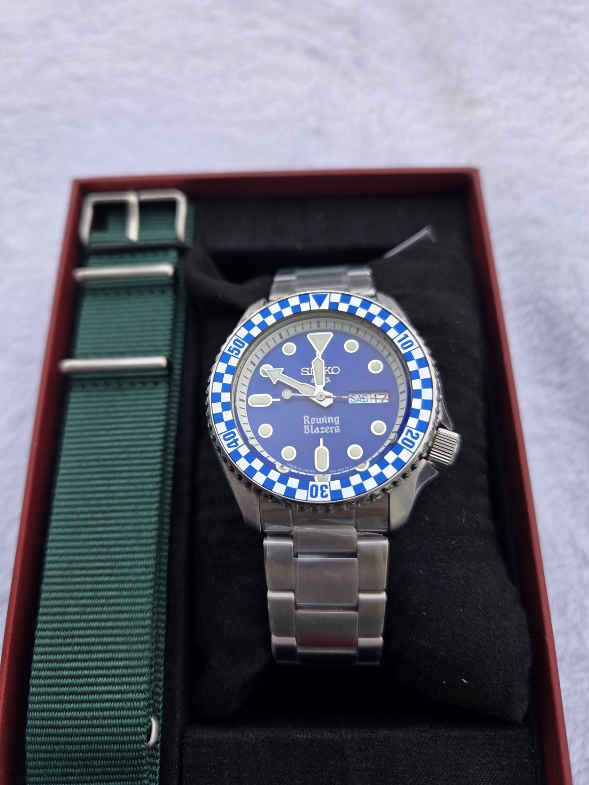 Limited Edition: Seiko 5 X Rowing Blazers X Wind Vintage SRPM19 – Blue 42mm