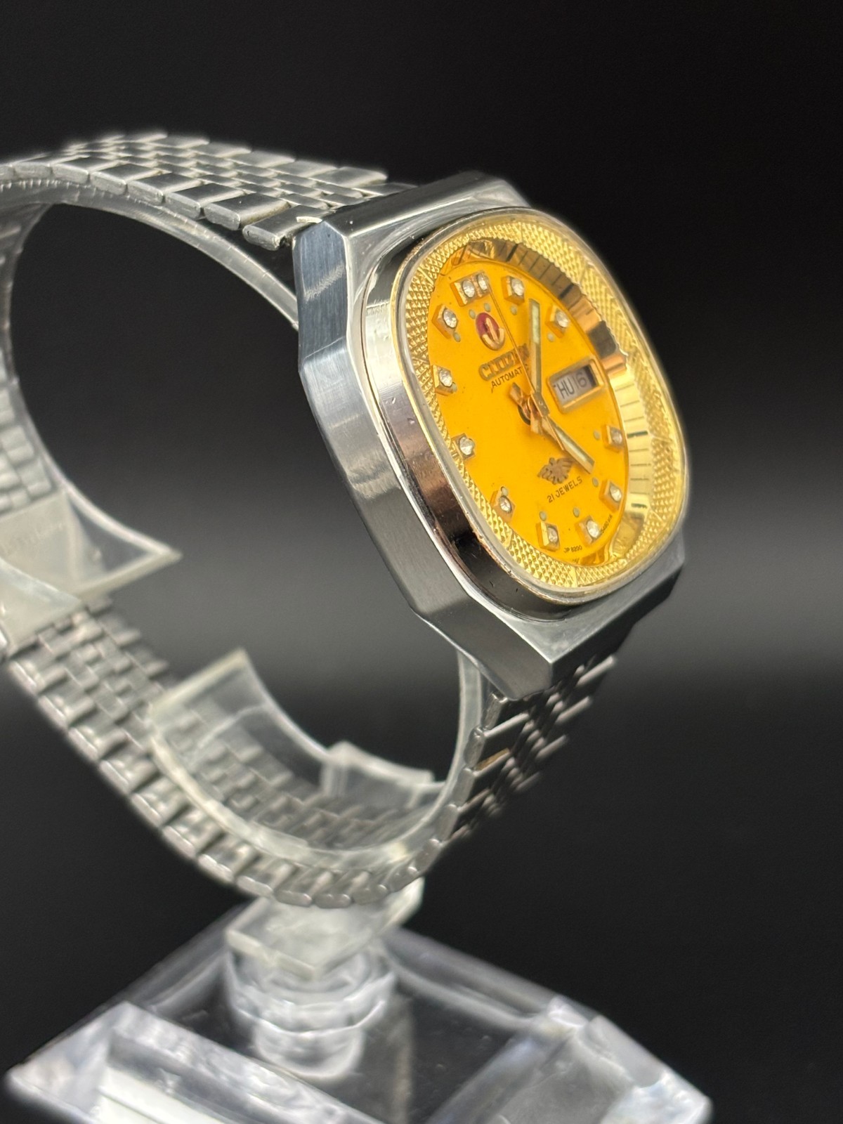 Citizen Orange Vintage Automatic men’s Japan Wristwatch Miyota 8200 day date