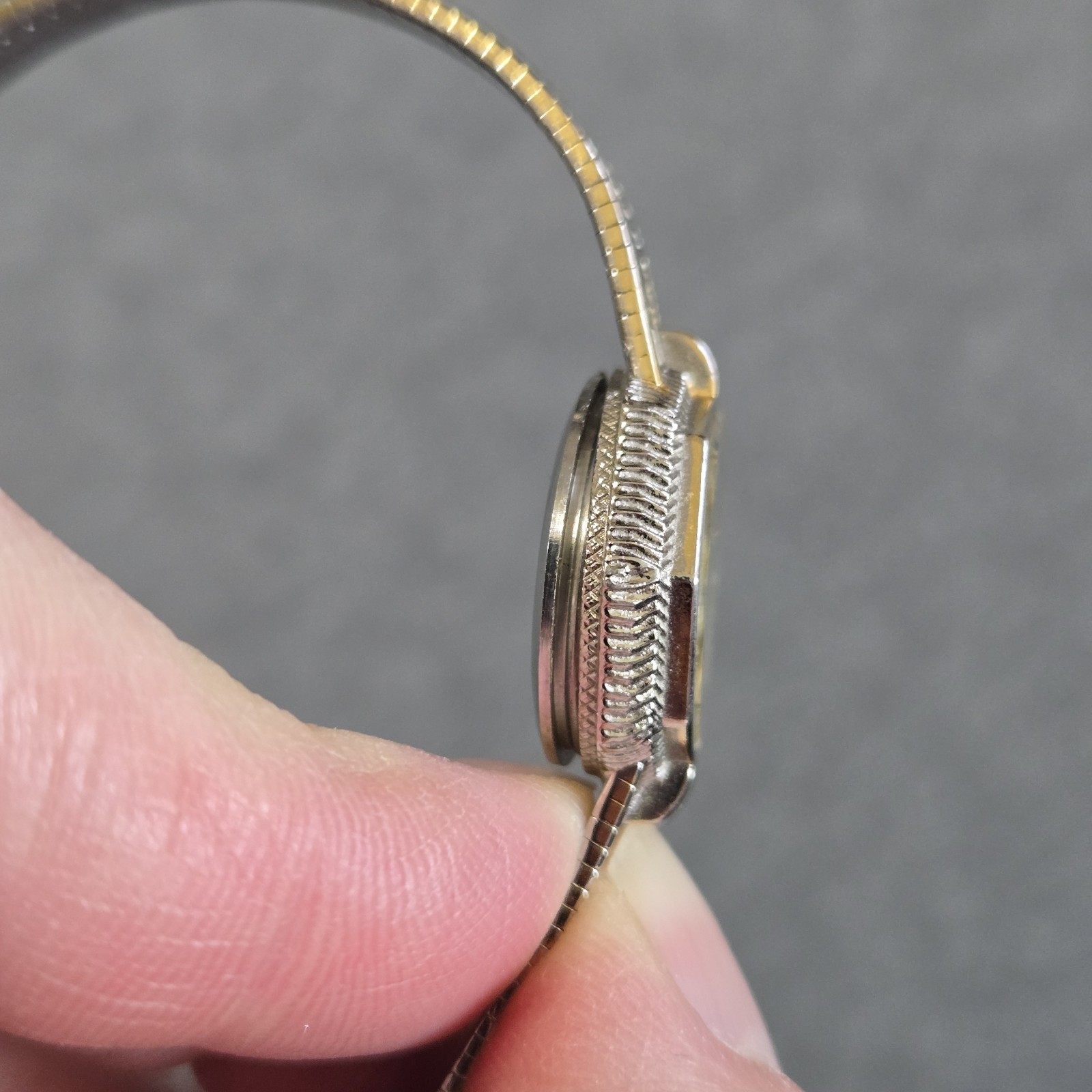 Vintage Omax Ladies Quartz Watch Geometric Shaped Bezel Womens Dainty Stainless