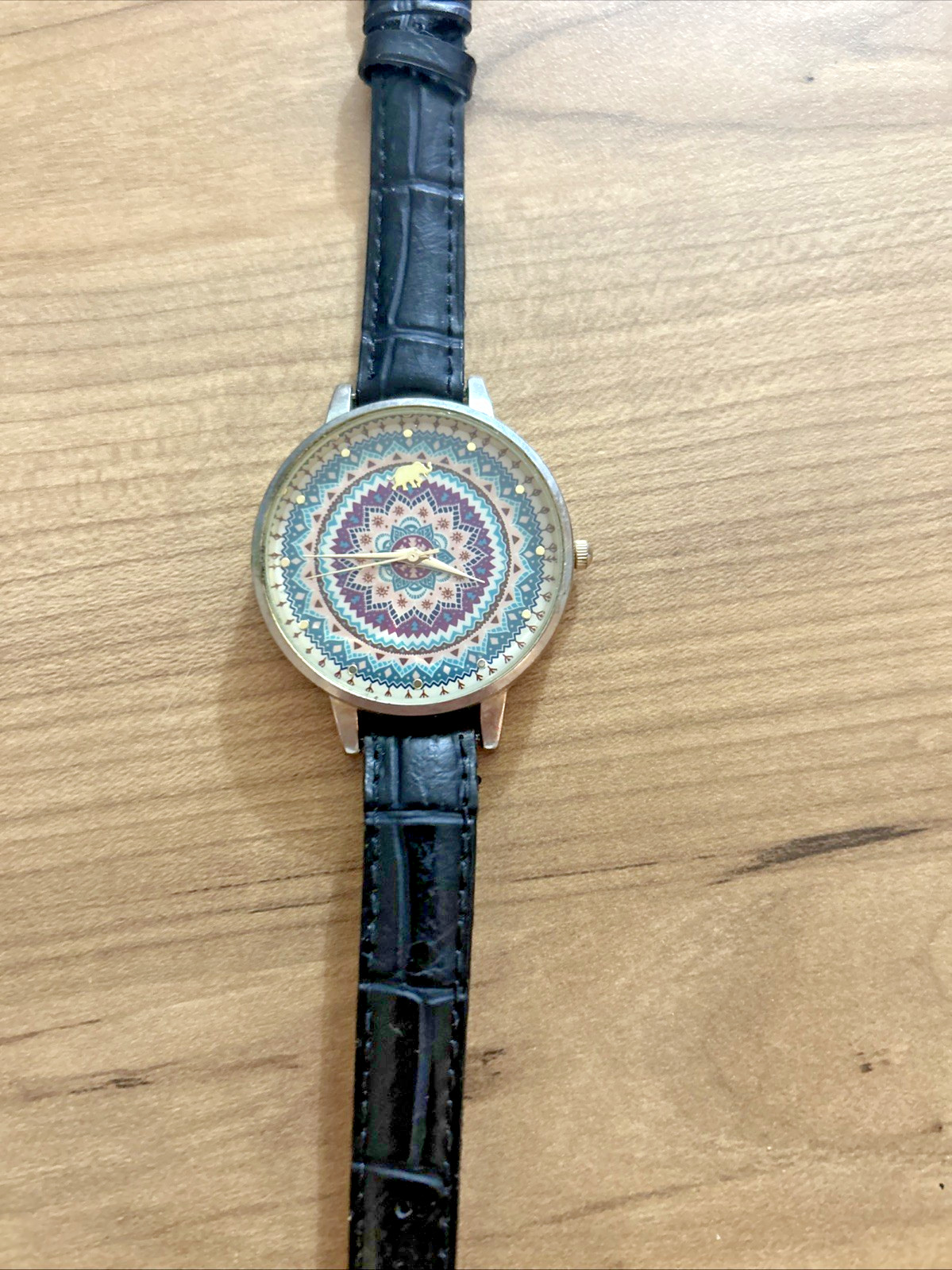 Silvertone Unisex Watch Geometric Colorful Dial Black Band New Battery