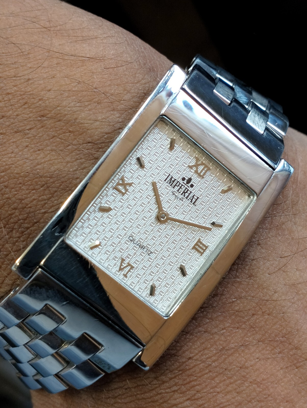 IMPERIAL GENEVE QUARTZ TEXTURED SILVER DIAL 2505 SWISS MEN’S FULL WORKING VTG.
