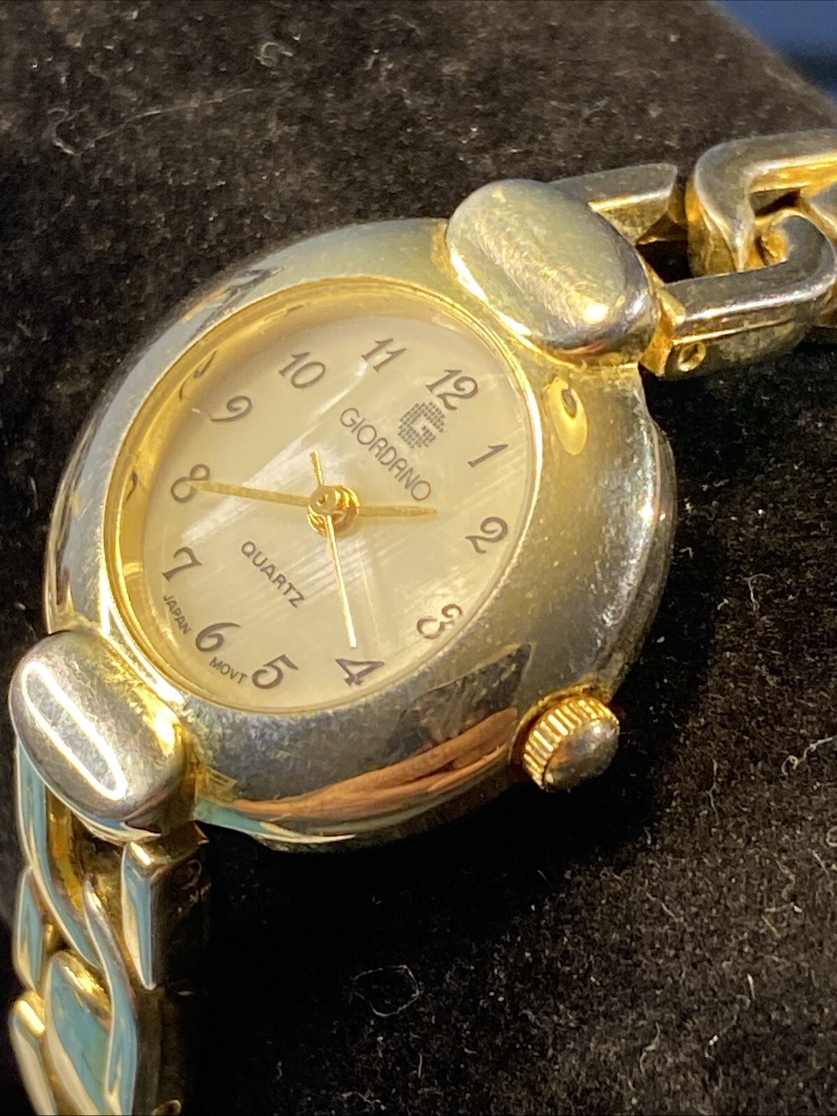 Ciordano Watch Women 24mm Gold Tone Chain Link New Battery