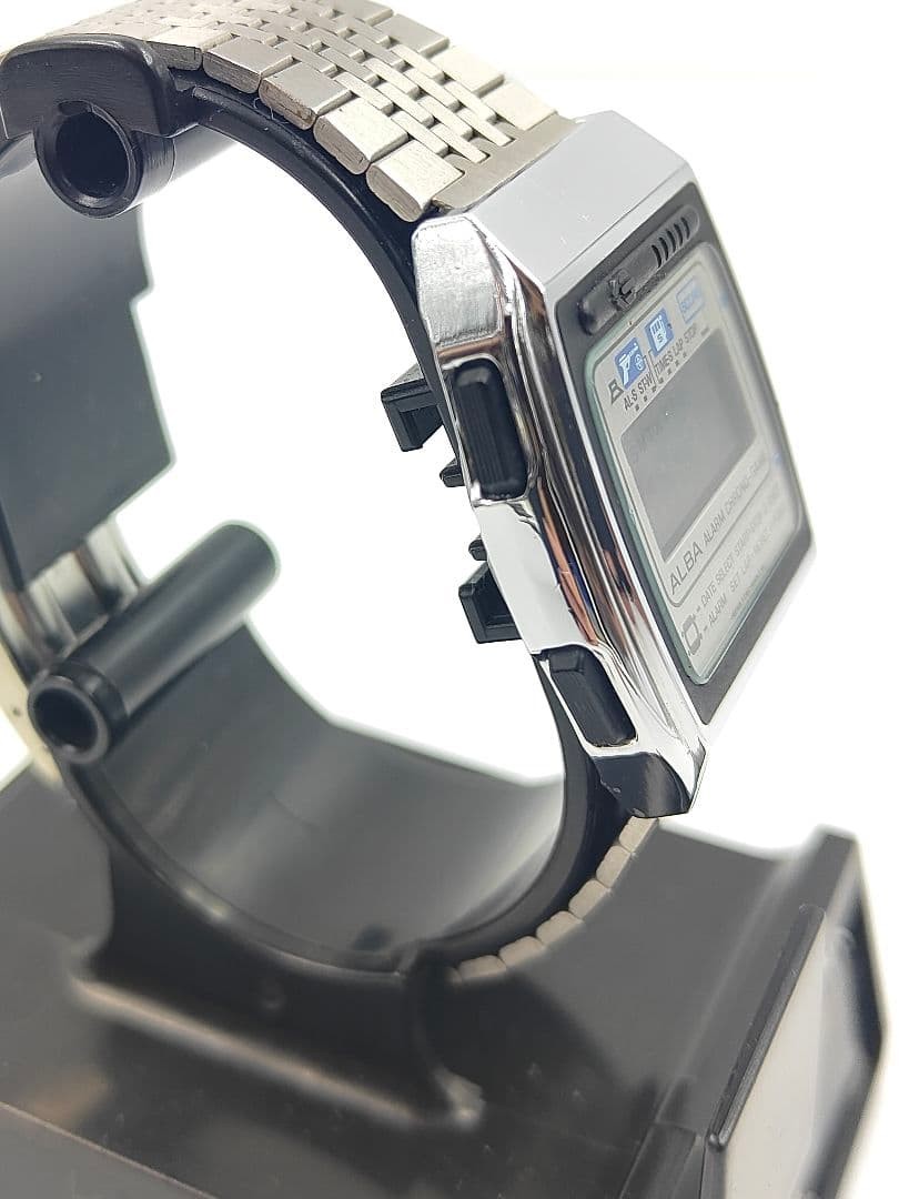 Vintage Rare ALBA GAME Y760 5000 digital wristwatch