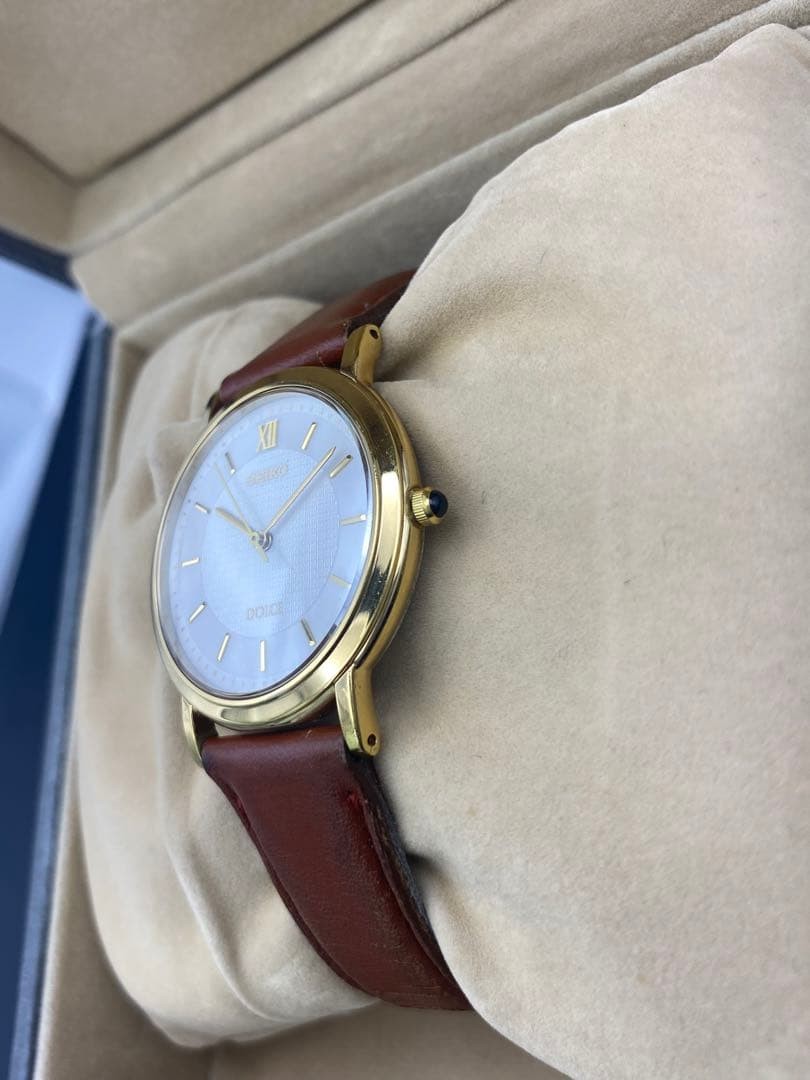 Seiko Dolce 5E31-0AA0 Watch, Gold, with Box