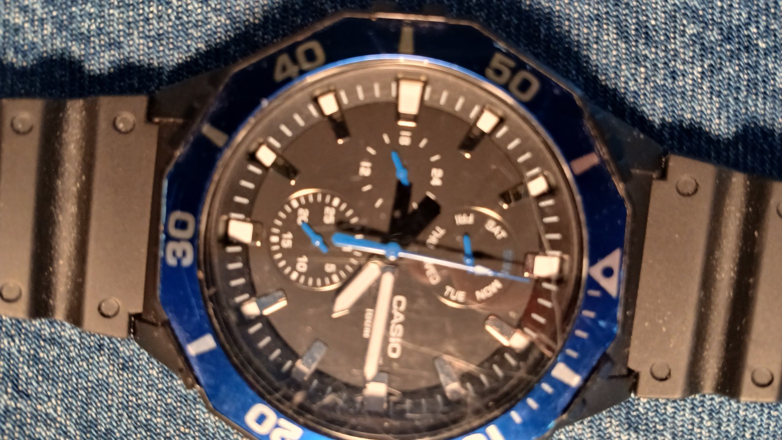 Casio Mens Dive Style Watch