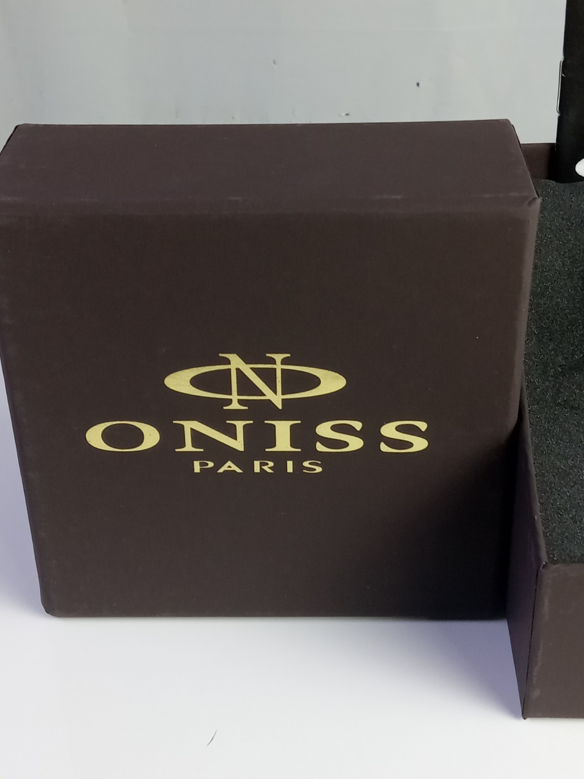 Oniss Men’s Rose Tone Blue SunRay 3 Hand Date Dial Sapphire Crystal Watch