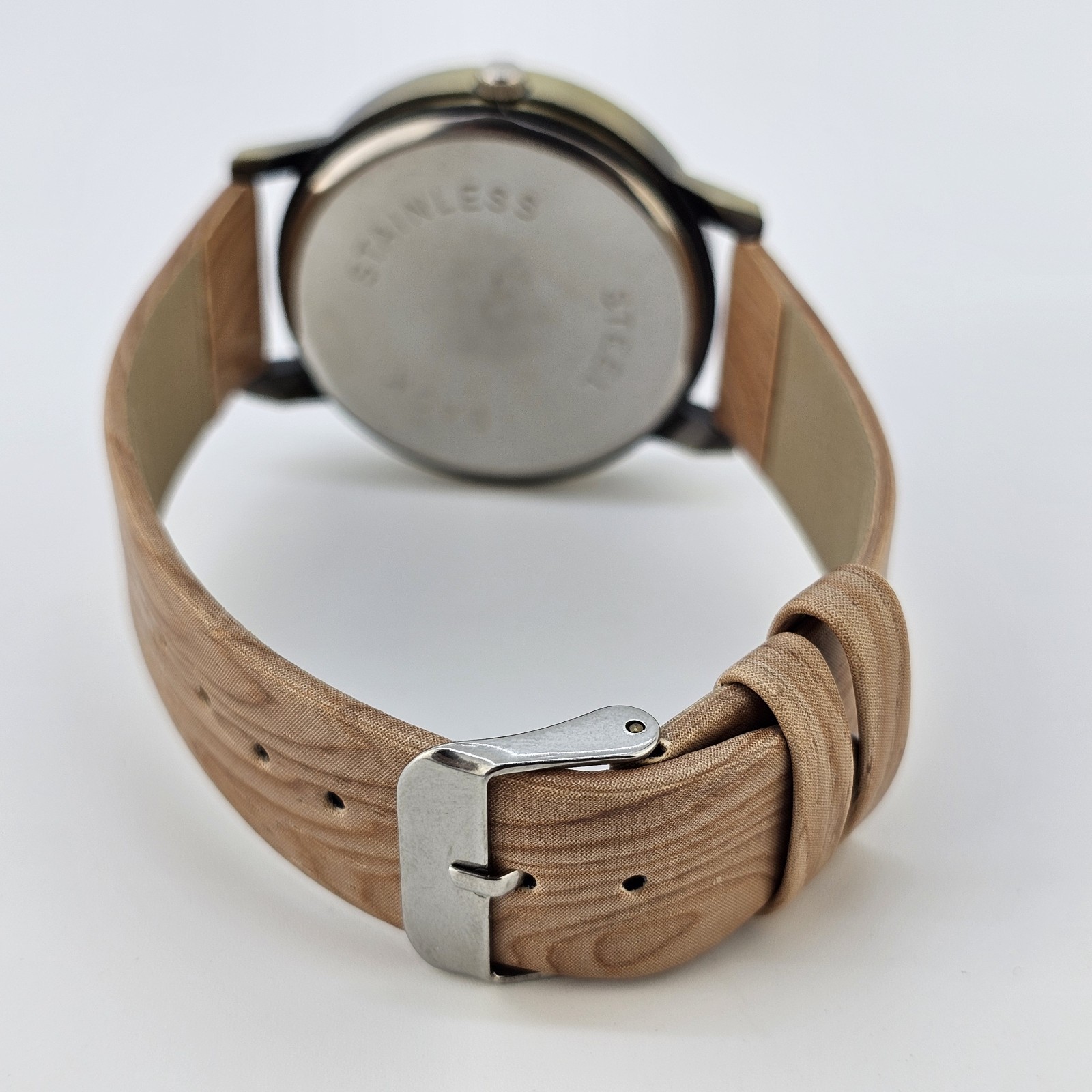Men’s Watch 40MM Light Brown Dial Light Brown Faux Leather Bands New Battery