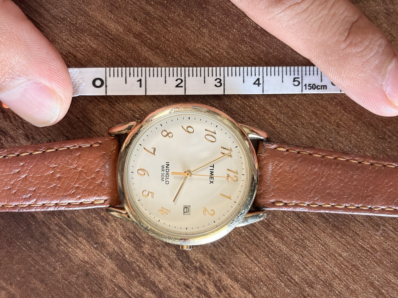Timex Indiglo Quartz Analog Date Watch Gold Tone Brown Leather Strap WR30m