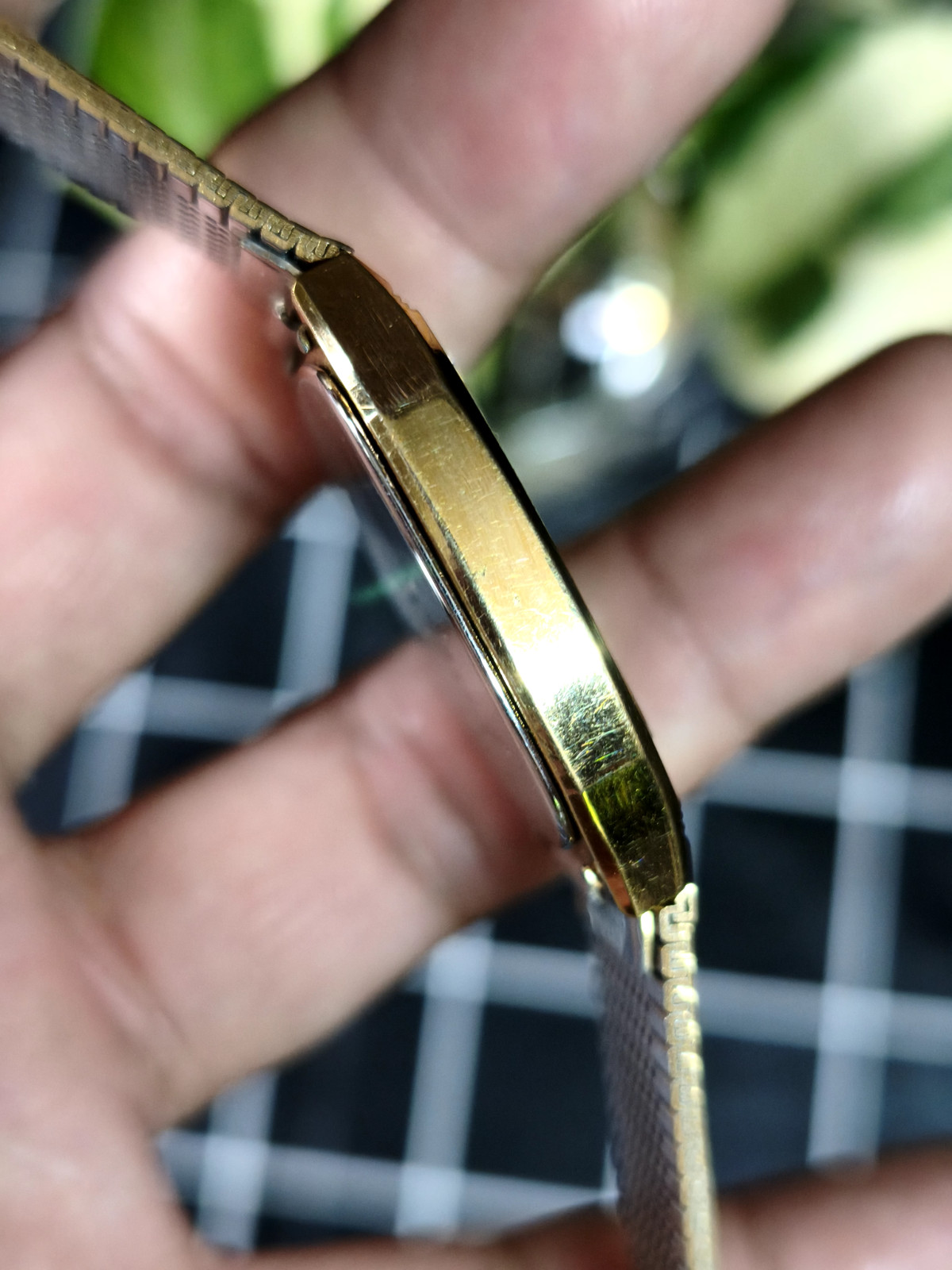 PLANTA GENET QUARTZ DRESS WATCH PG124 SWISS MOVEMENT CABOCHON CROWN MESH BAND