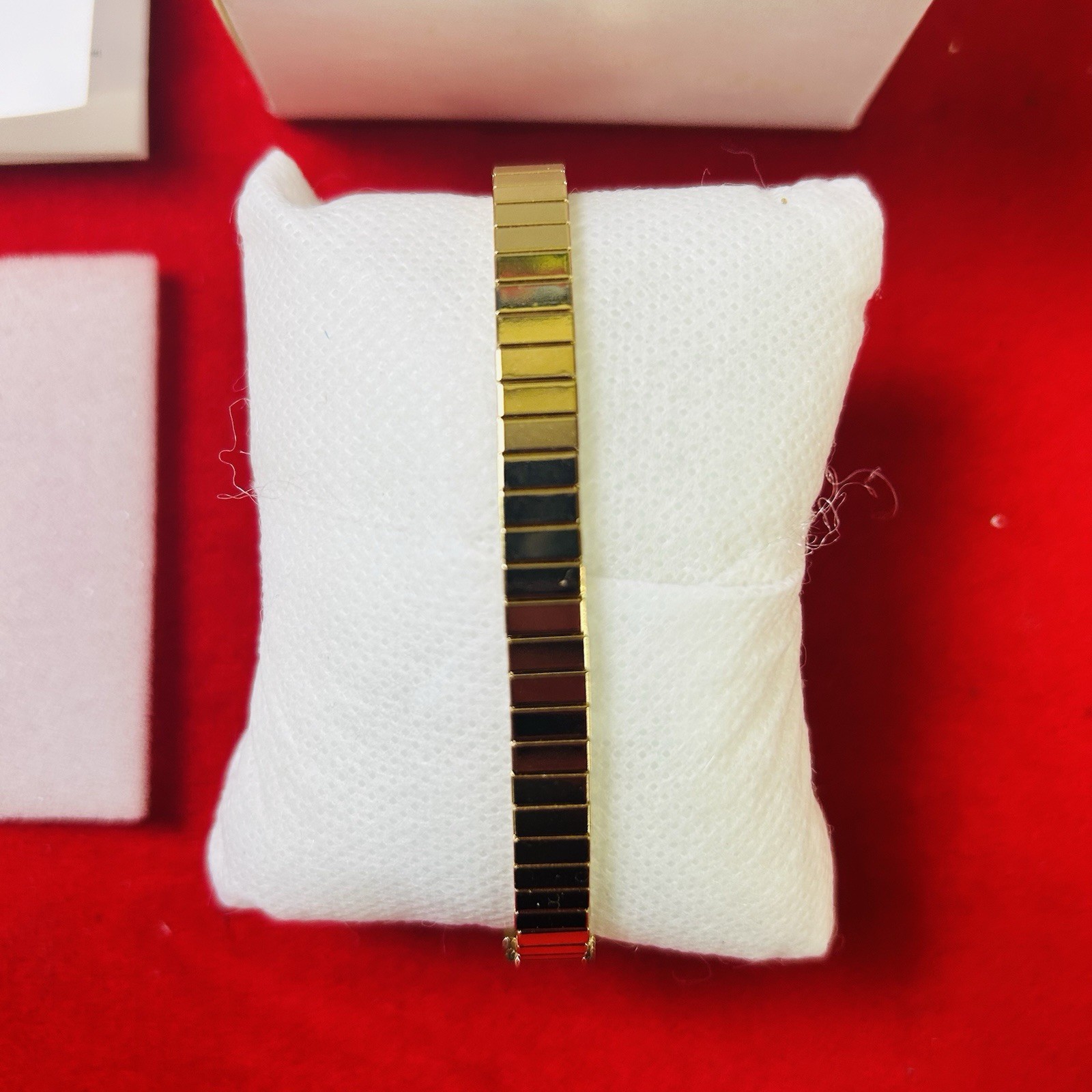 Footprints In The Sand Womens Watch Gold Tone Gemmed Sz 6.5″ Bracelet, New!