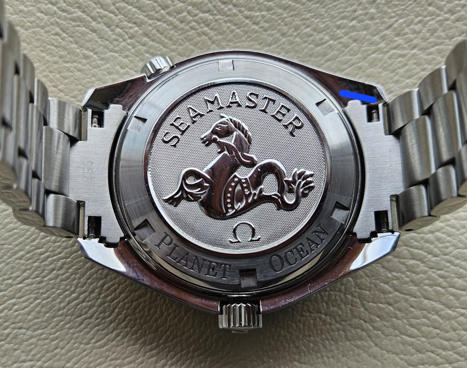 OMEGA Seamaster Planet Ocean Black 42mm 2201.50.00 (2007)