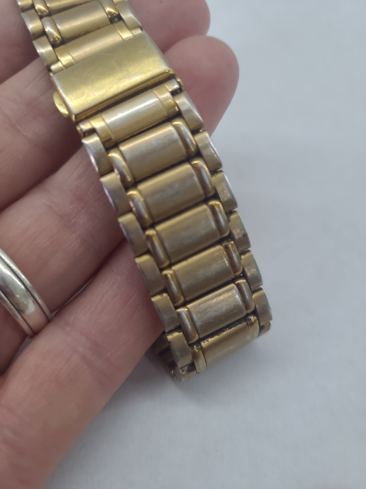 Vintage Seiko 5T52-6A29 World Timer GMT Alarm Gold Tone 37.5mm Watch