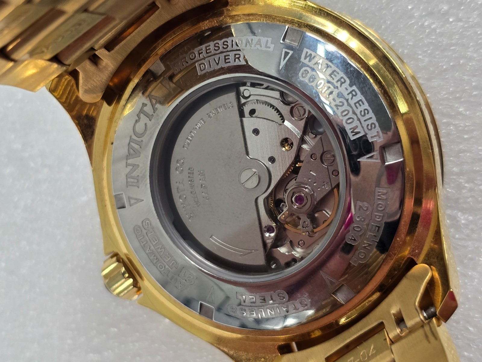 Invicta Gold Tone Watch 200m Model 2304 Stainless Steel 46.5MM Case