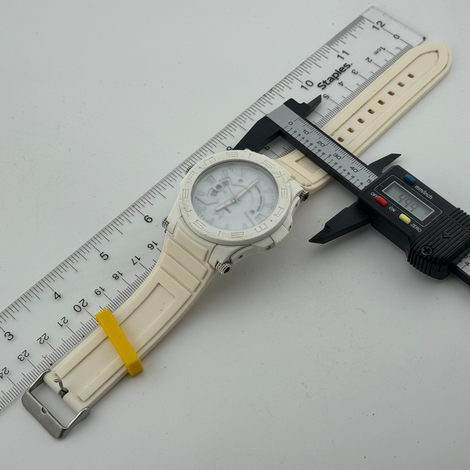 MSTR Prodigy Quartz Watch Men 100m White Plastic Rubber Date Analog New Battery