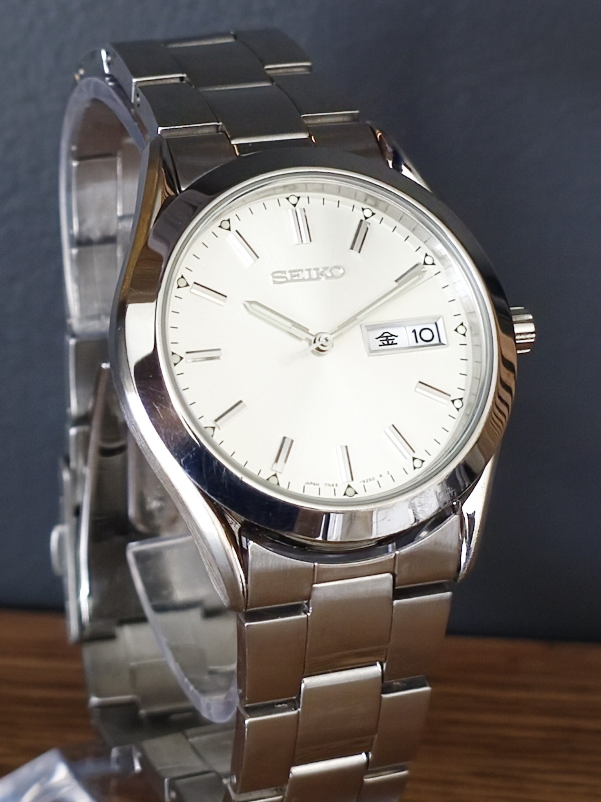 Seiko Spirit JDM Stainless Steel Silver/Champagne Dial 37mm – US Seller
