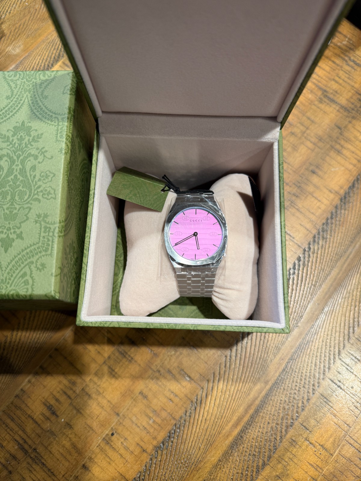 Gucci 25H YA163410 38mm Quartz Watch – Pink Unisex Stainless Steel Bracelet