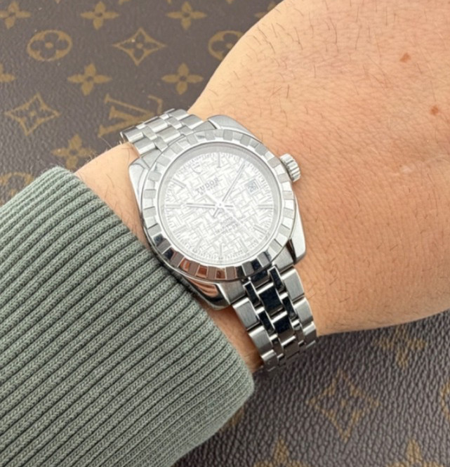 Tudor Classic Tapestry Dial Automatic Caliber 2671 Swiss Made