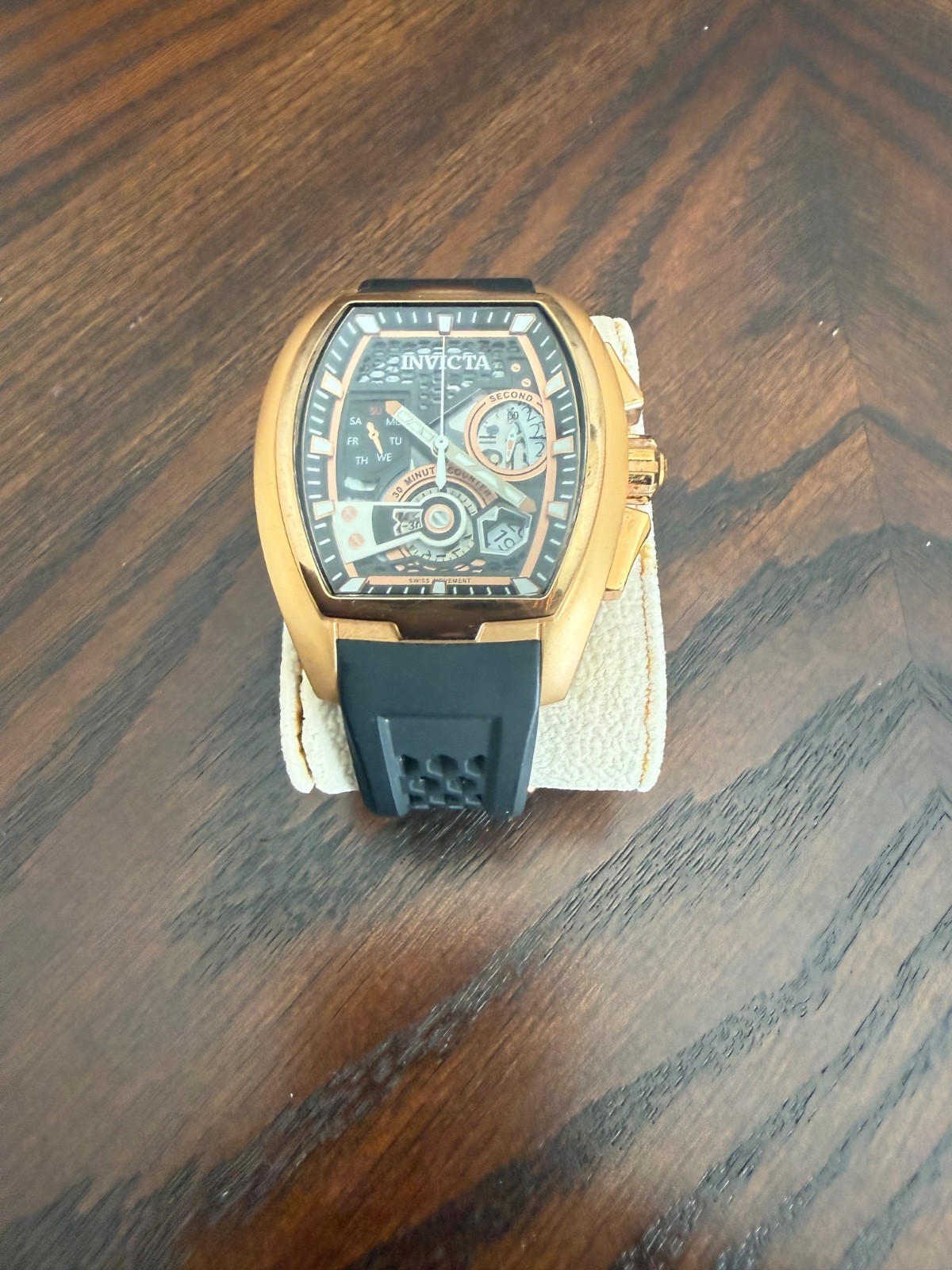 Invicta Diablo 26400 Women’s Watch Barely Worn Excellent Pre-Owned Condition