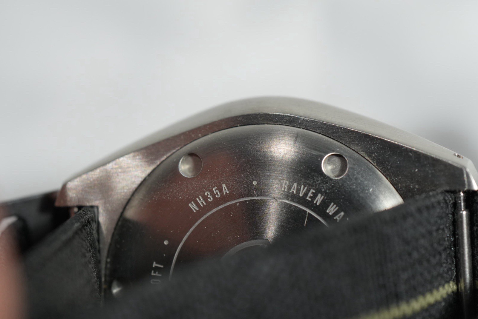 Raven W.A. Automatic Diver 40-43.9mm Green Dial Black Bezel NATO Date 300m