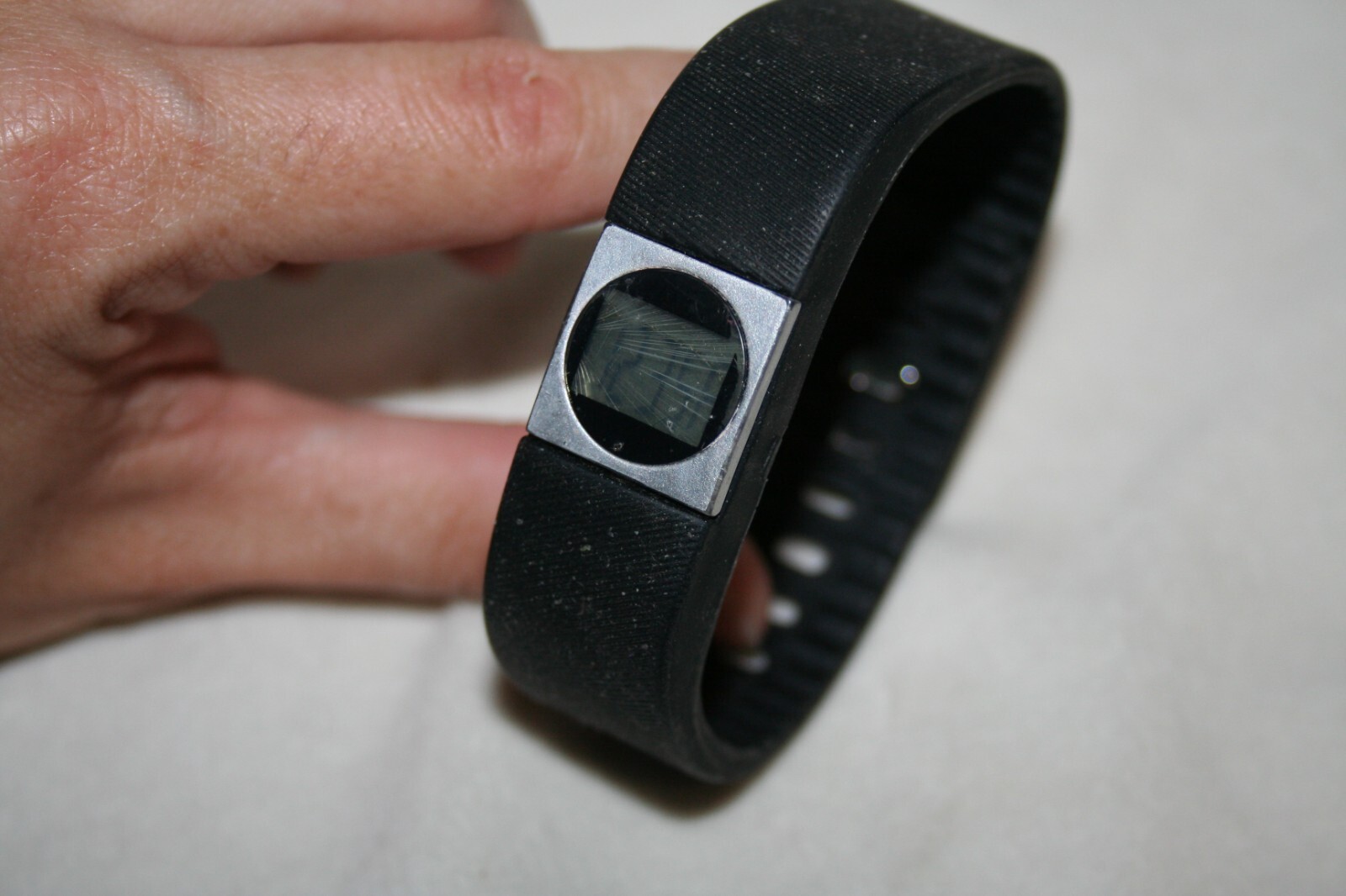 MINIMALIST SPORTS WATCH VINTAGE DIGITAL WRISTWATCH RUBBER SILICONE BAND RUNS