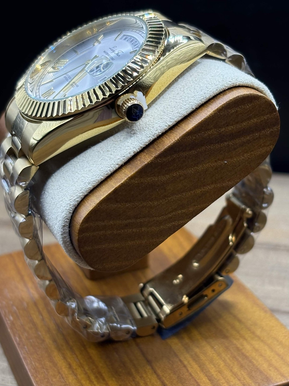 Lucky Fours Santos Day Date Men’s Watch Silver Dial Fluted Bezel New in Box