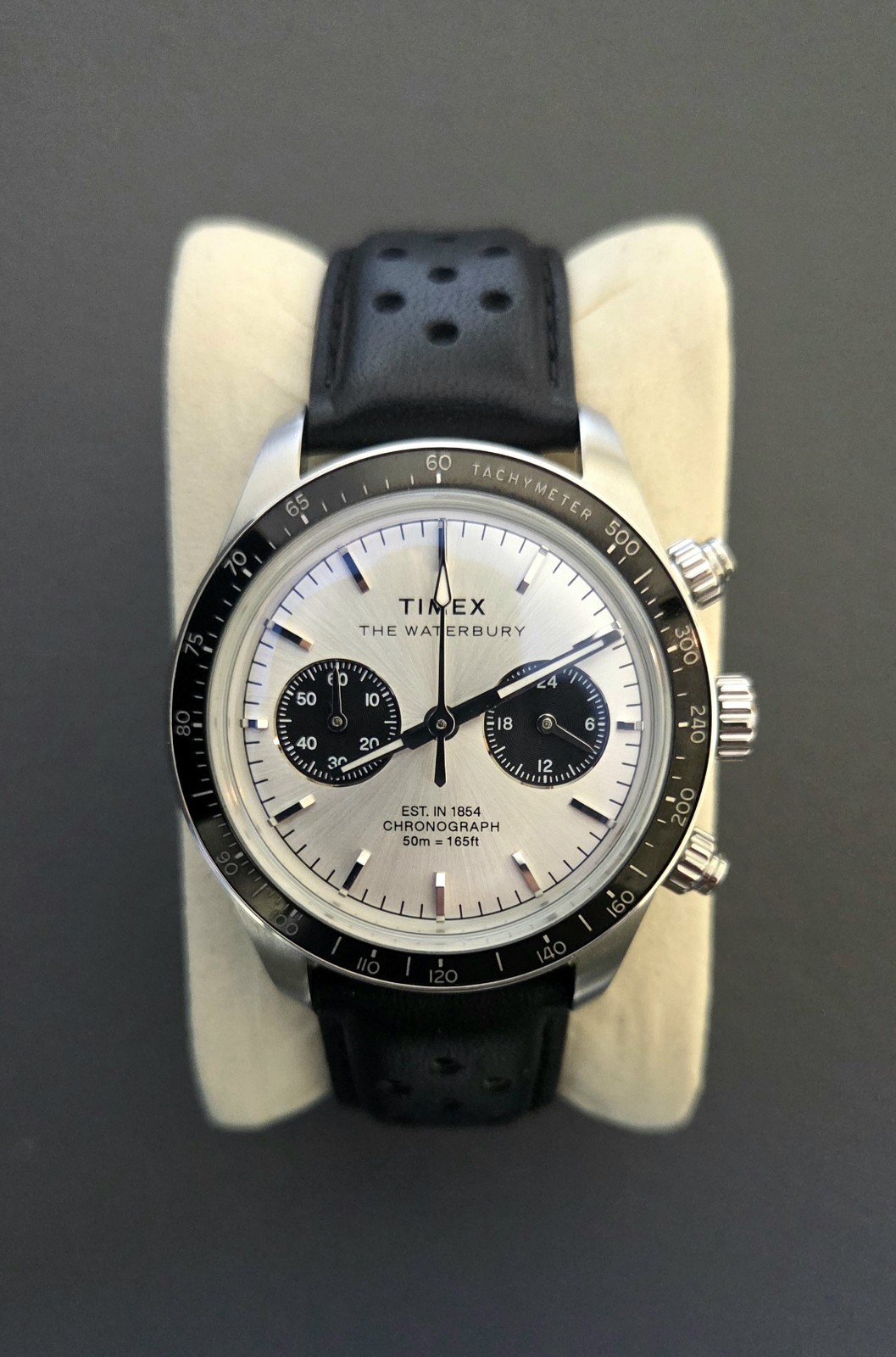 Timex Waterbury Men’s 39mm Chronograph Quartz Tachymeter Black Leather Strap 50m