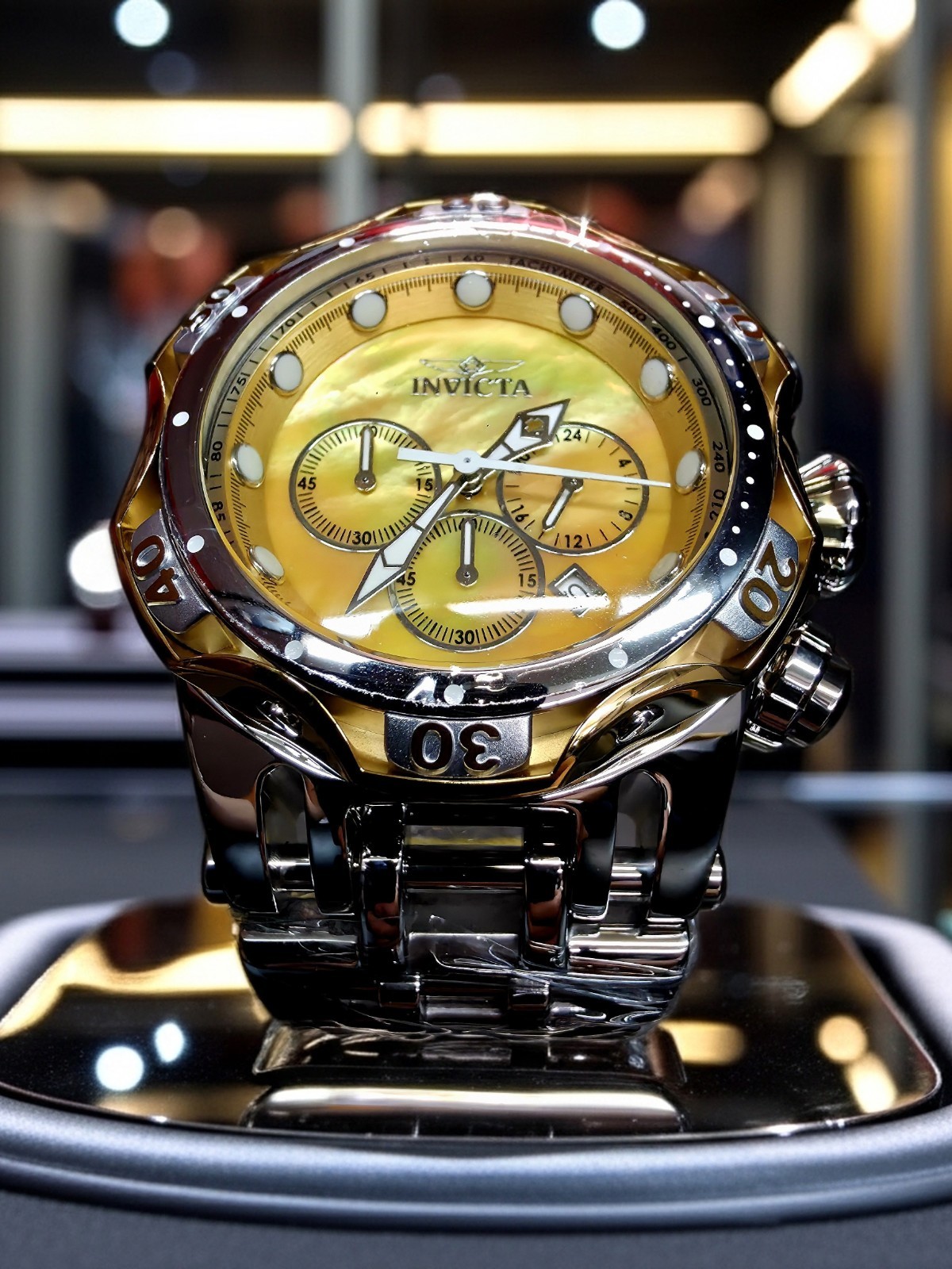🔥🔥🔥INVICTA FUSION NACREVAU WATCH MOTHER OF PEARL DIAL 54MM STEEL, GOLD🔥🔥🔥