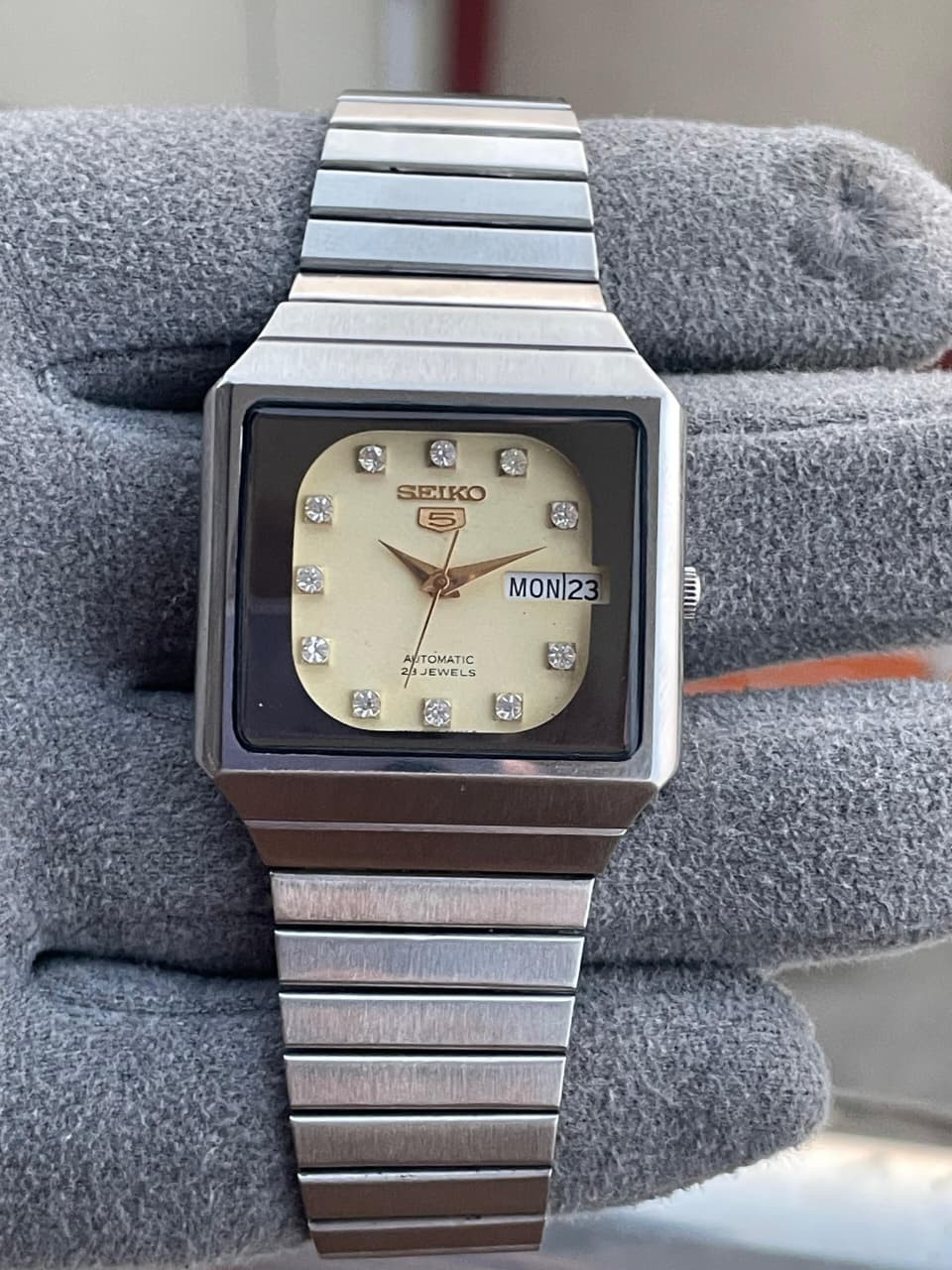 vintage Seiko 5 automatic watch japan 6349-503a square shape