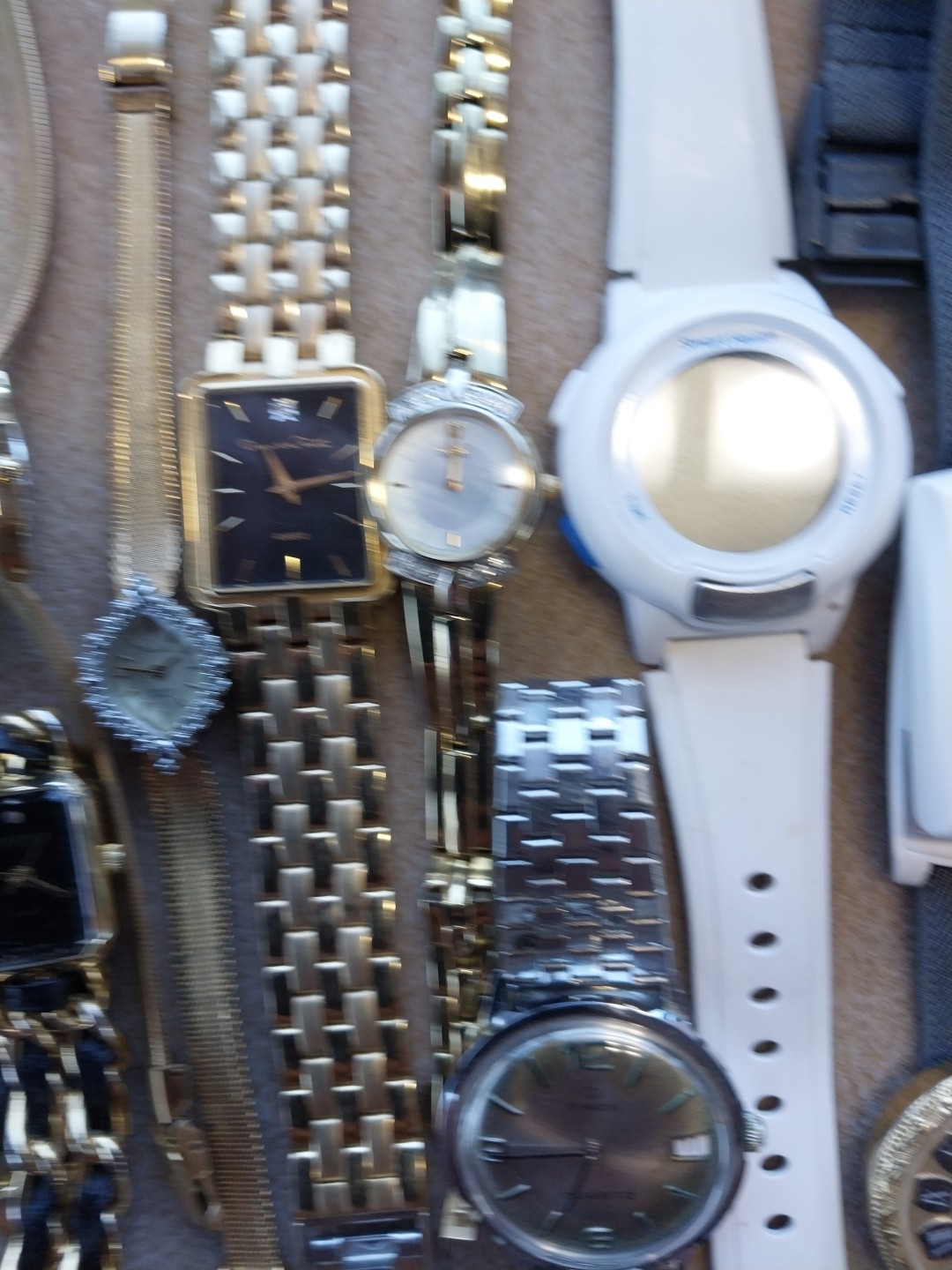 Is 18 none working watches