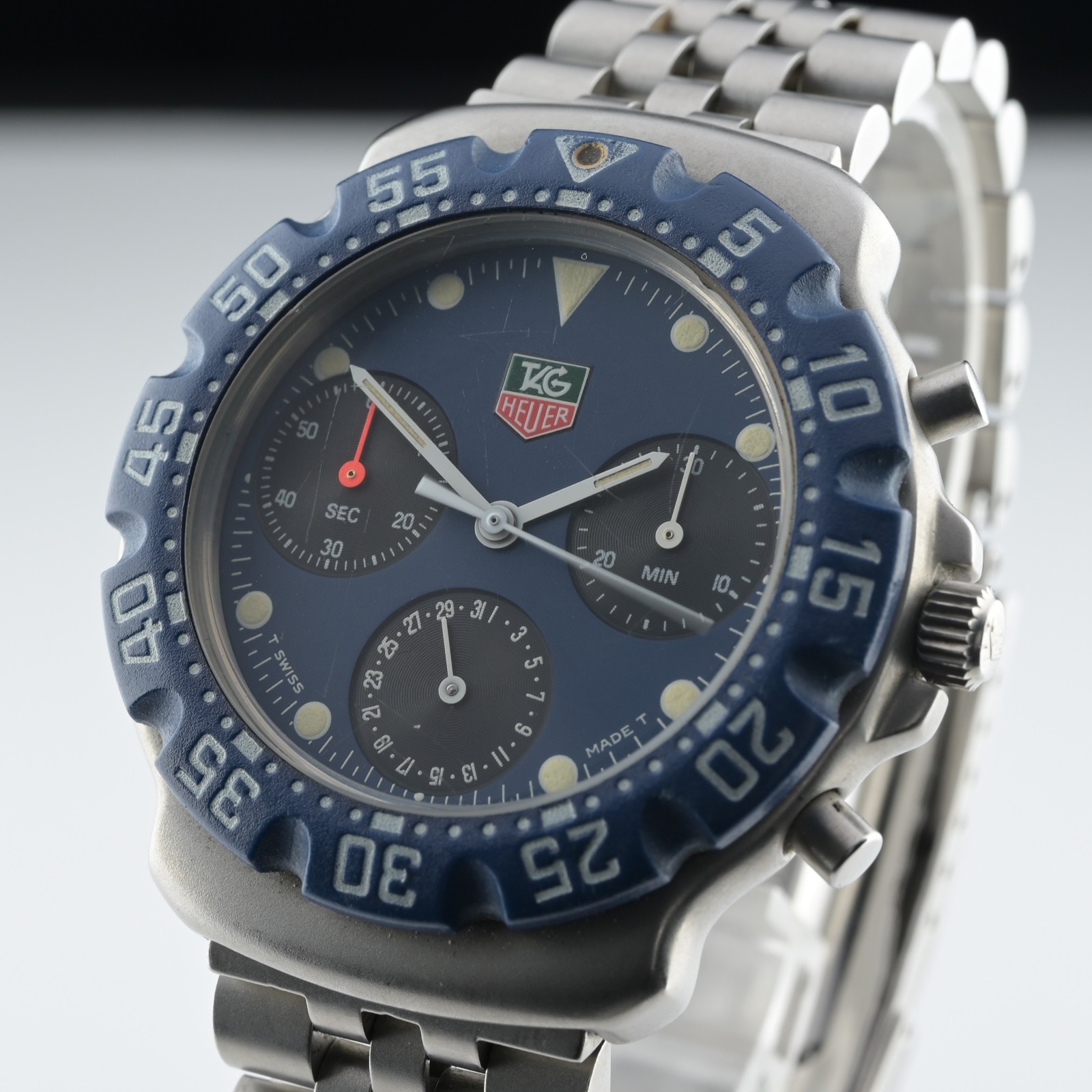 TAG Heuer Formula 1 470.513 Blue 37mm Quartz Steel Men’s Watch