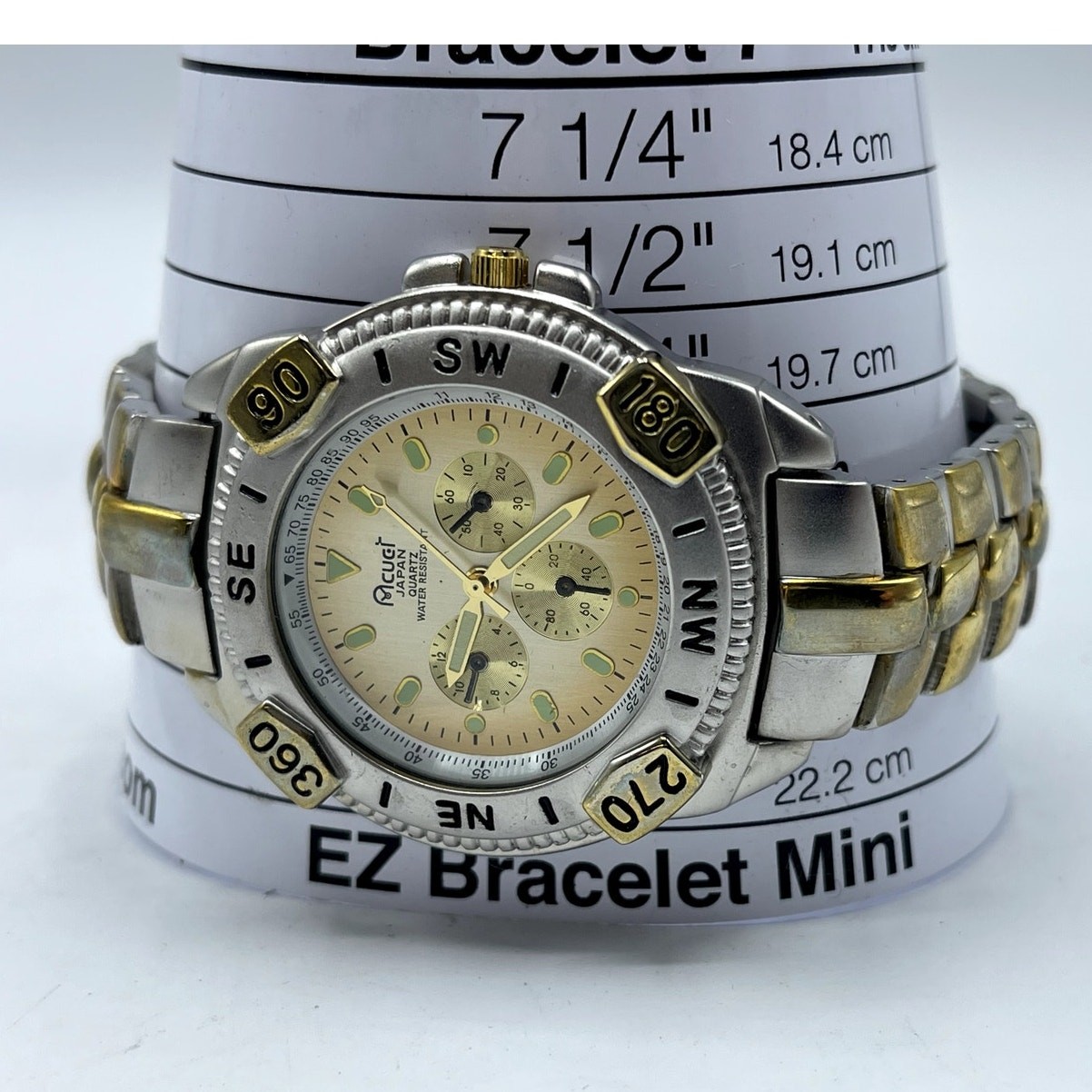 Acuet Quartz Analog Mens Watch with New Battery