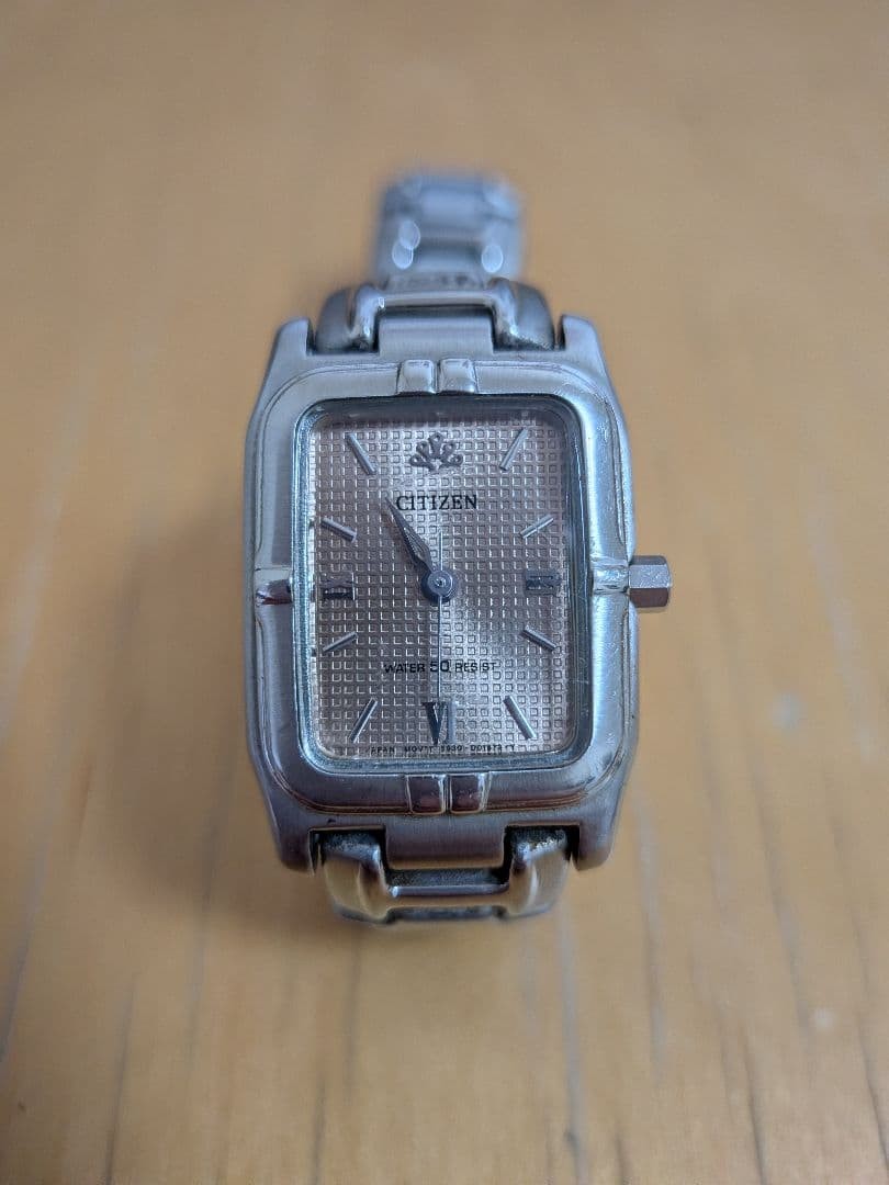 CITIZEN Women’s Quartz Watch, Working Condition, Square, Silver