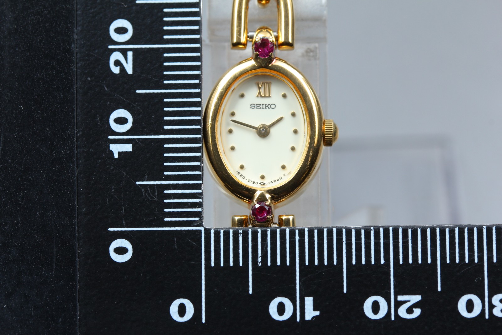 [Near MINT] Seiko 1E20-6140 13mm Gold Rhinestones Bracelet Quartz Women’s Watch