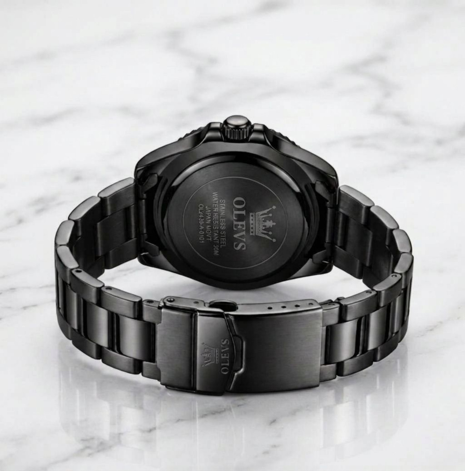 Men’s Waterproof Diver Quartz Black Dial Bracelet Date Watch Gold Bezel Olevs